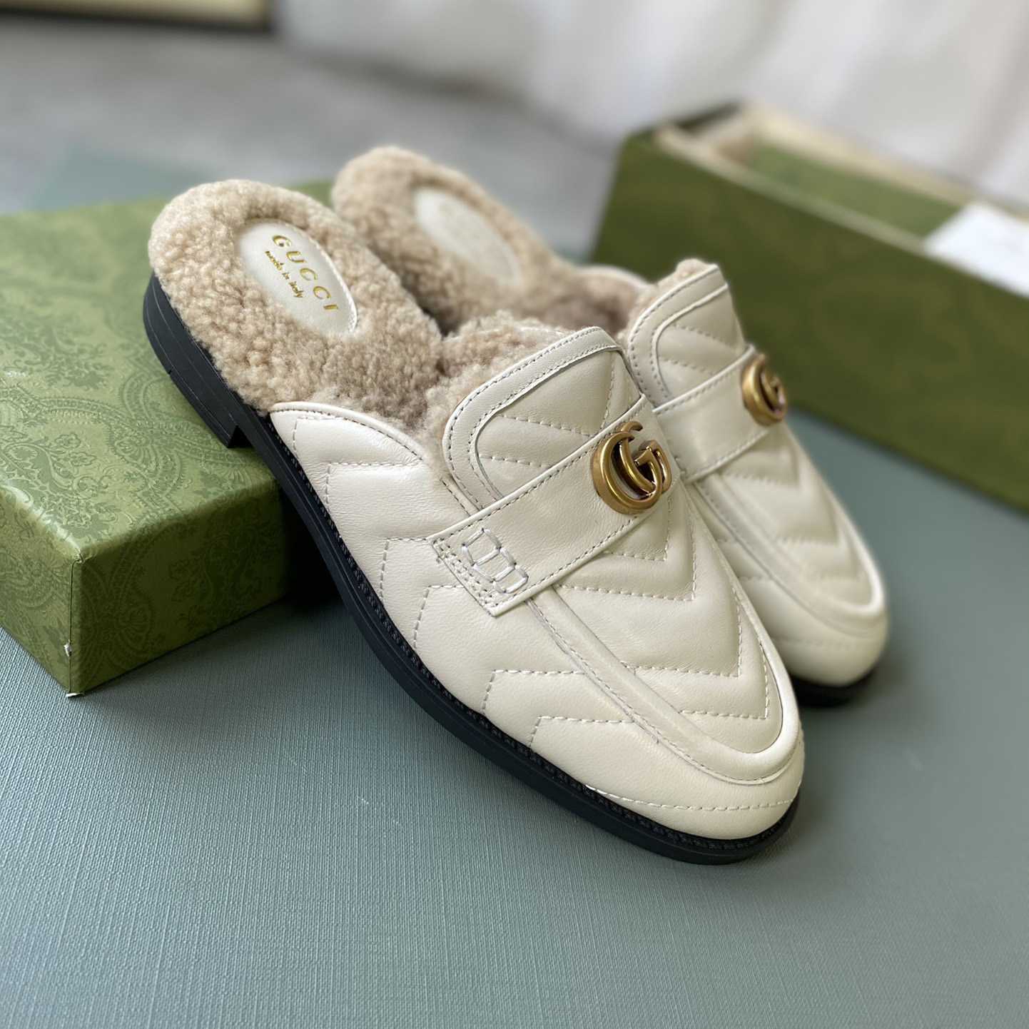 Gucci Women's Double G Slippers - PerfectKickZ