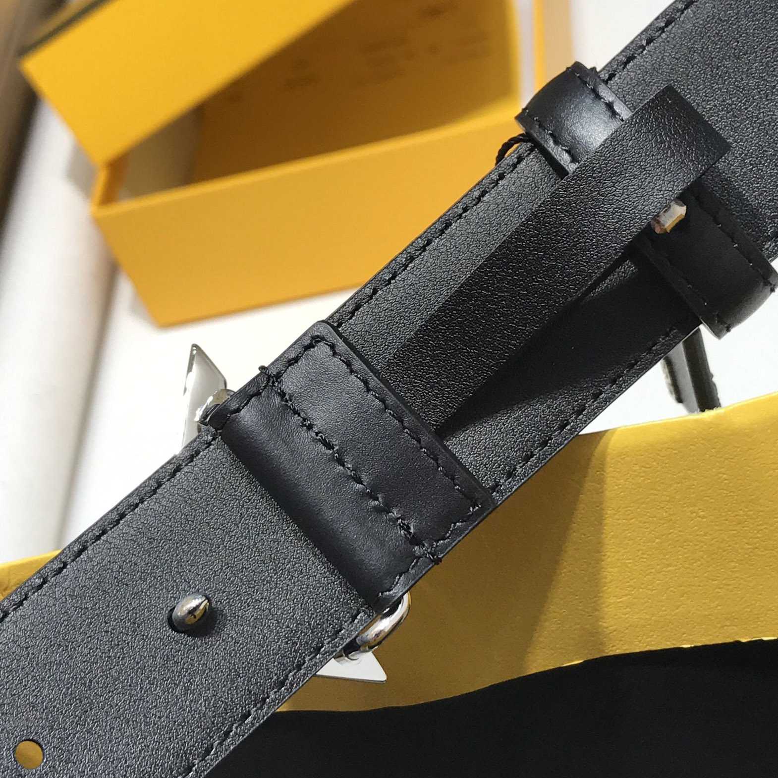 Fendi Black Leather Belt - PerfectKickZ