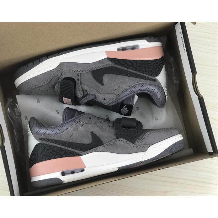 Air Jordan AJ312 Low Sneaker      CD7069-002 - PerfectKickZ