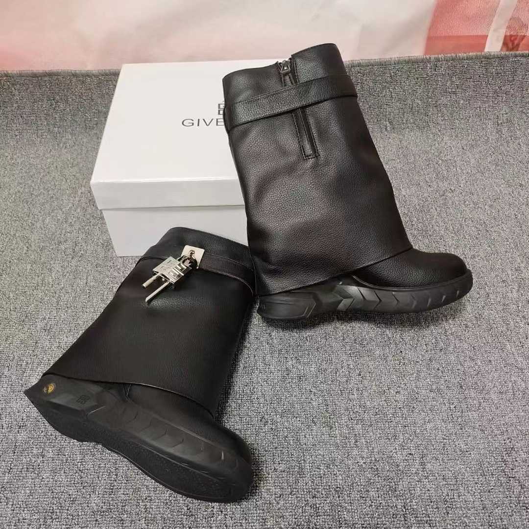 Givenchy Shark Lock Biker Ankle Boots In Grained Leather - PerfectKickZ