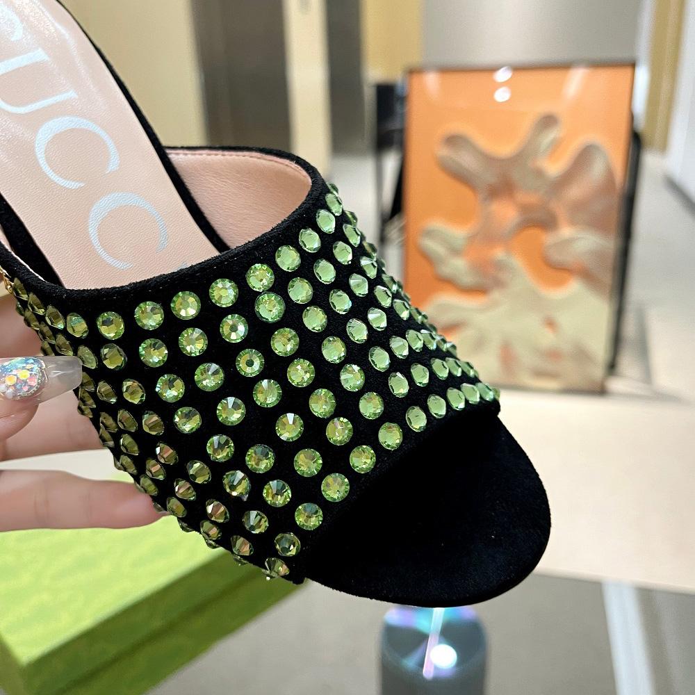Gucci Women's Slide Sandal With Crystals - PerfectKickZ