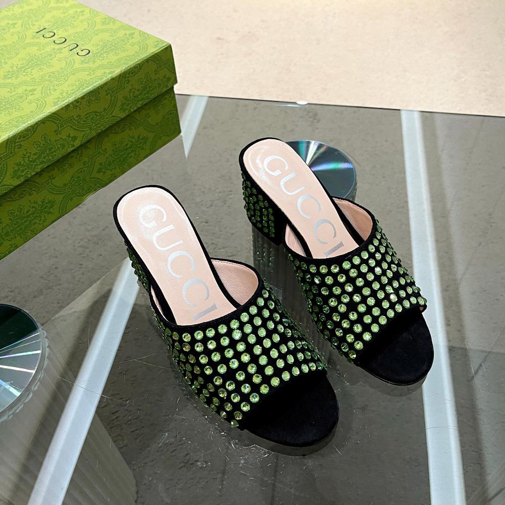 Gucci Women's Slide Sandal With Crystals - PerfectKickZ