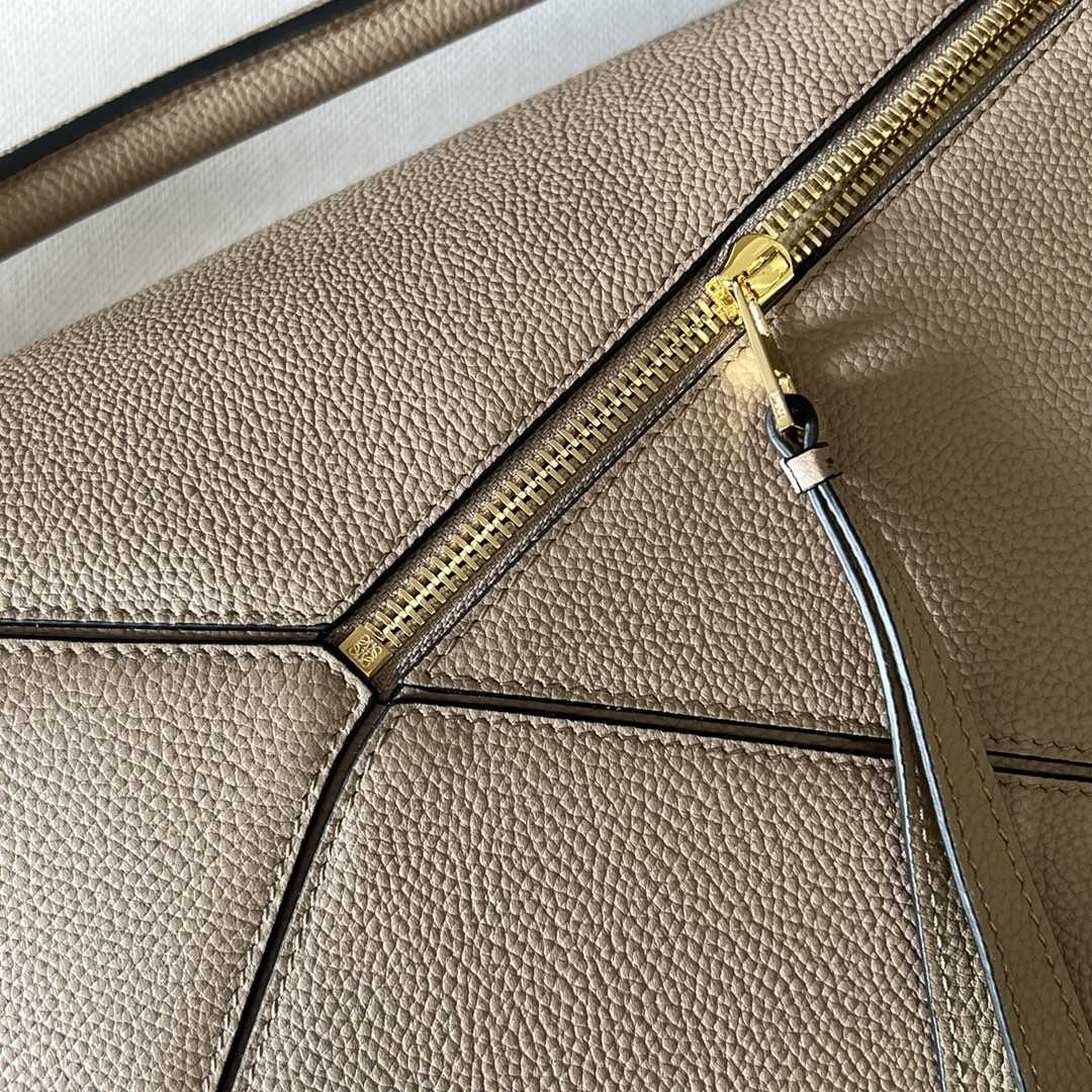 Loewe Puzzle Bag In Classic Calfskin(29-19.5-14cm) - PerfectKickZ
