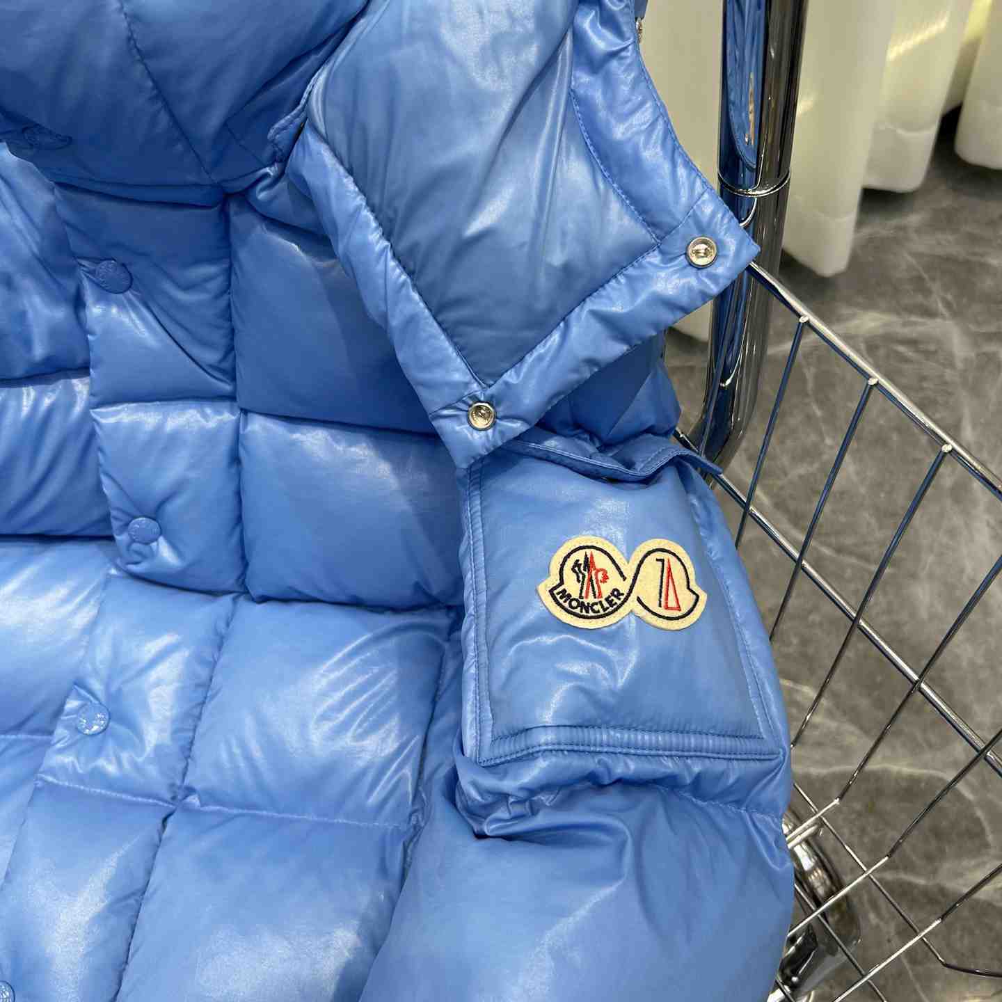 Moncler Maya 70 Short Down Jacket - PerfectKickZ
