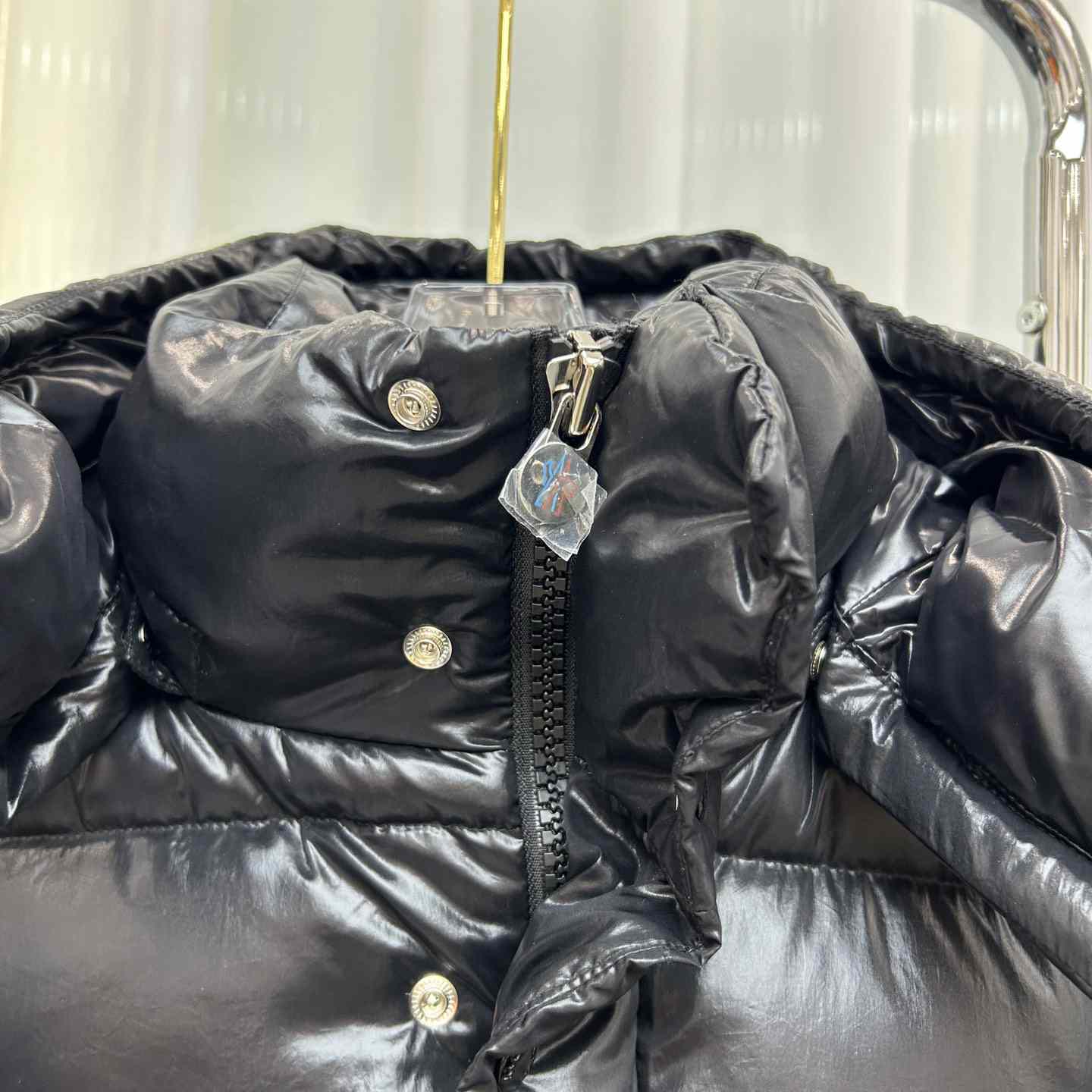 Moncler Maya 70 Short Down Jacket - 