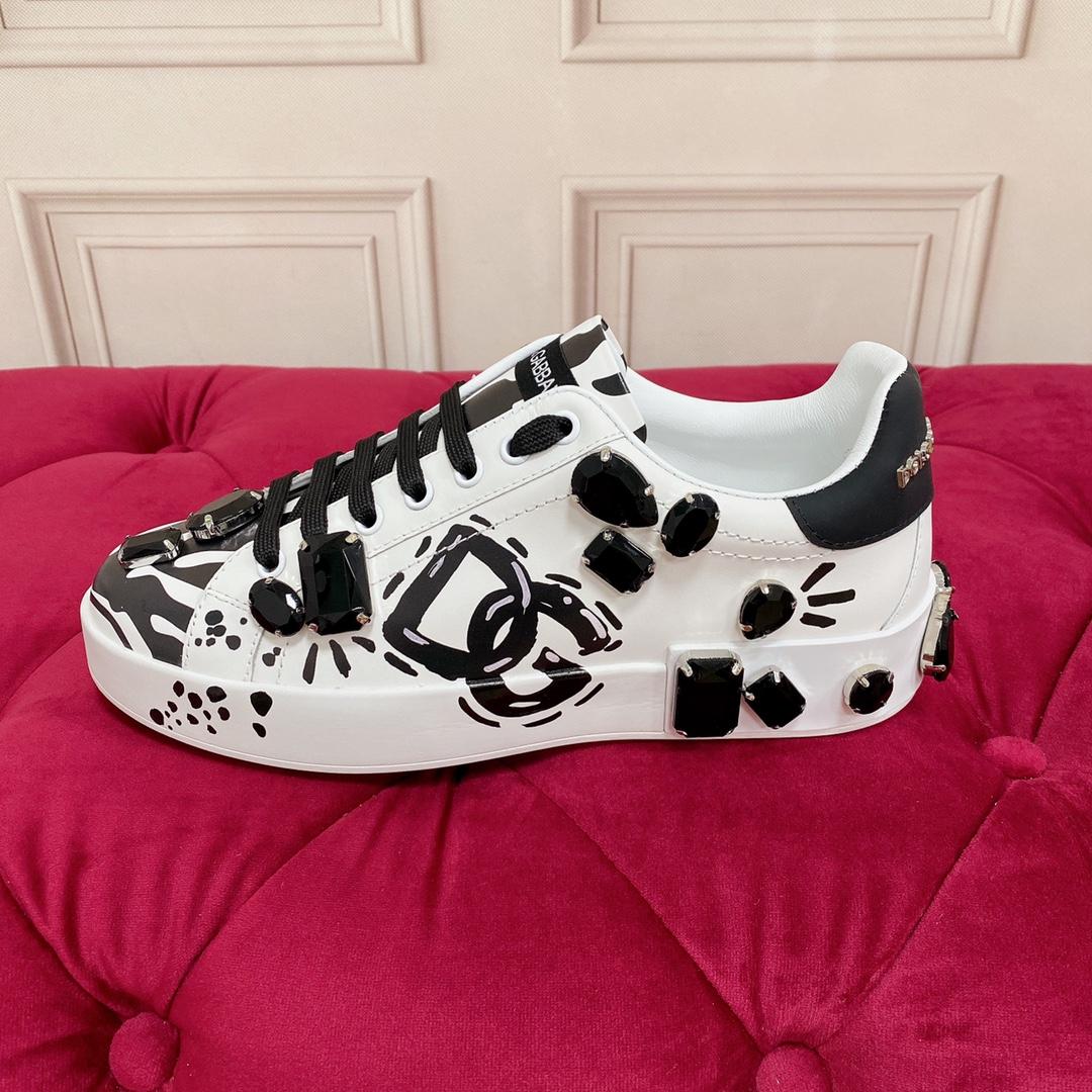 Dolce & Gabbana Calfskin Portofino Sneakers With Embroidery - PerfectKickZ
