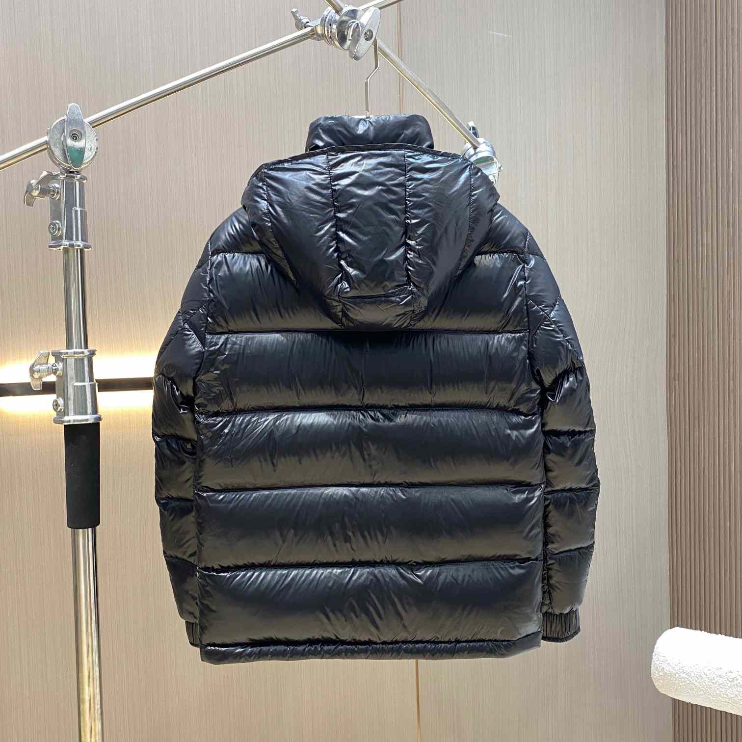 Moncler 2 Moncler 1952 Haggi Short Down Jacket - PerfectKickZ