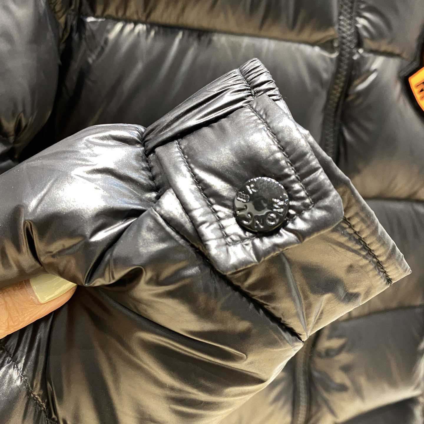 Moncler 2 Moncler 1952 Haggi Short Down Jacket - PerfectKickZ