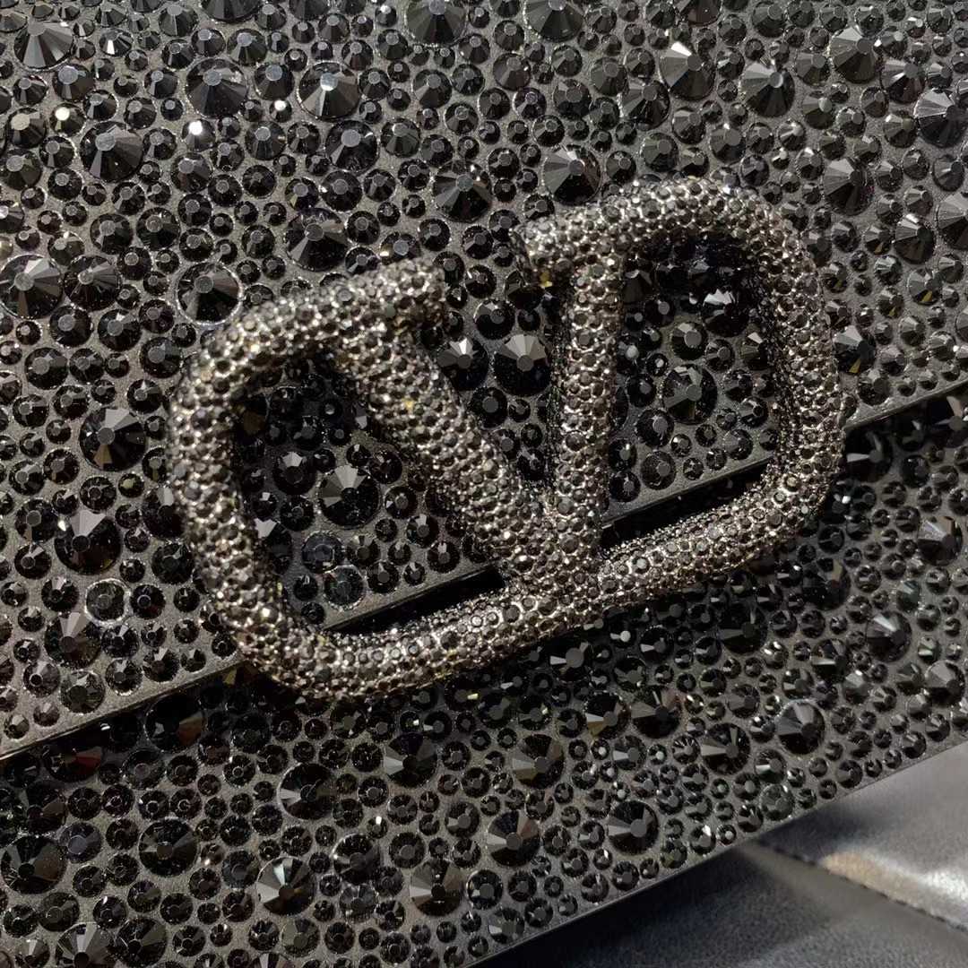 Valenti Vlogo Shoulder Bag - PerfectKickZ