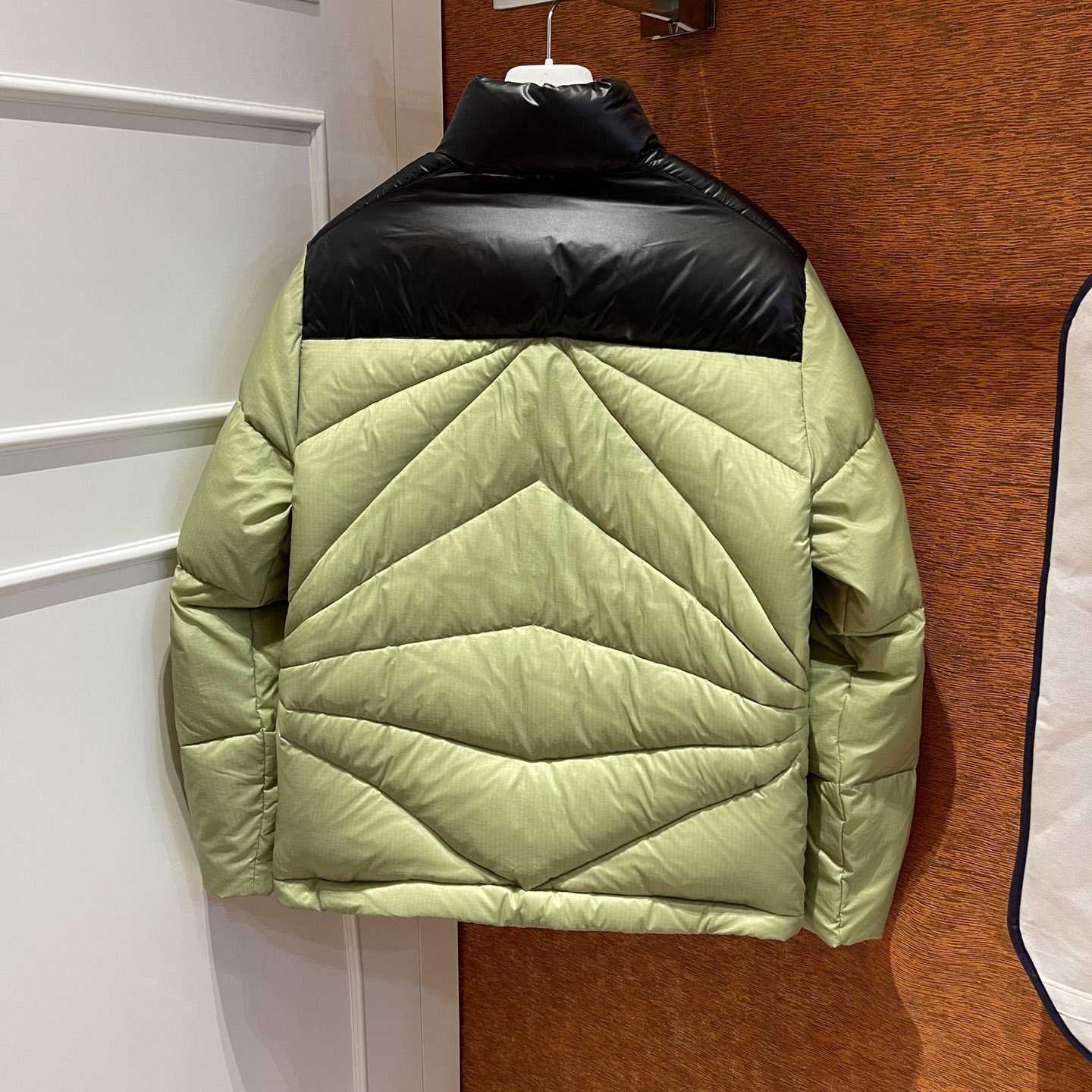 Moncler 2 Moncler 1952 Down Tama Jacket - PerfectKickZ
