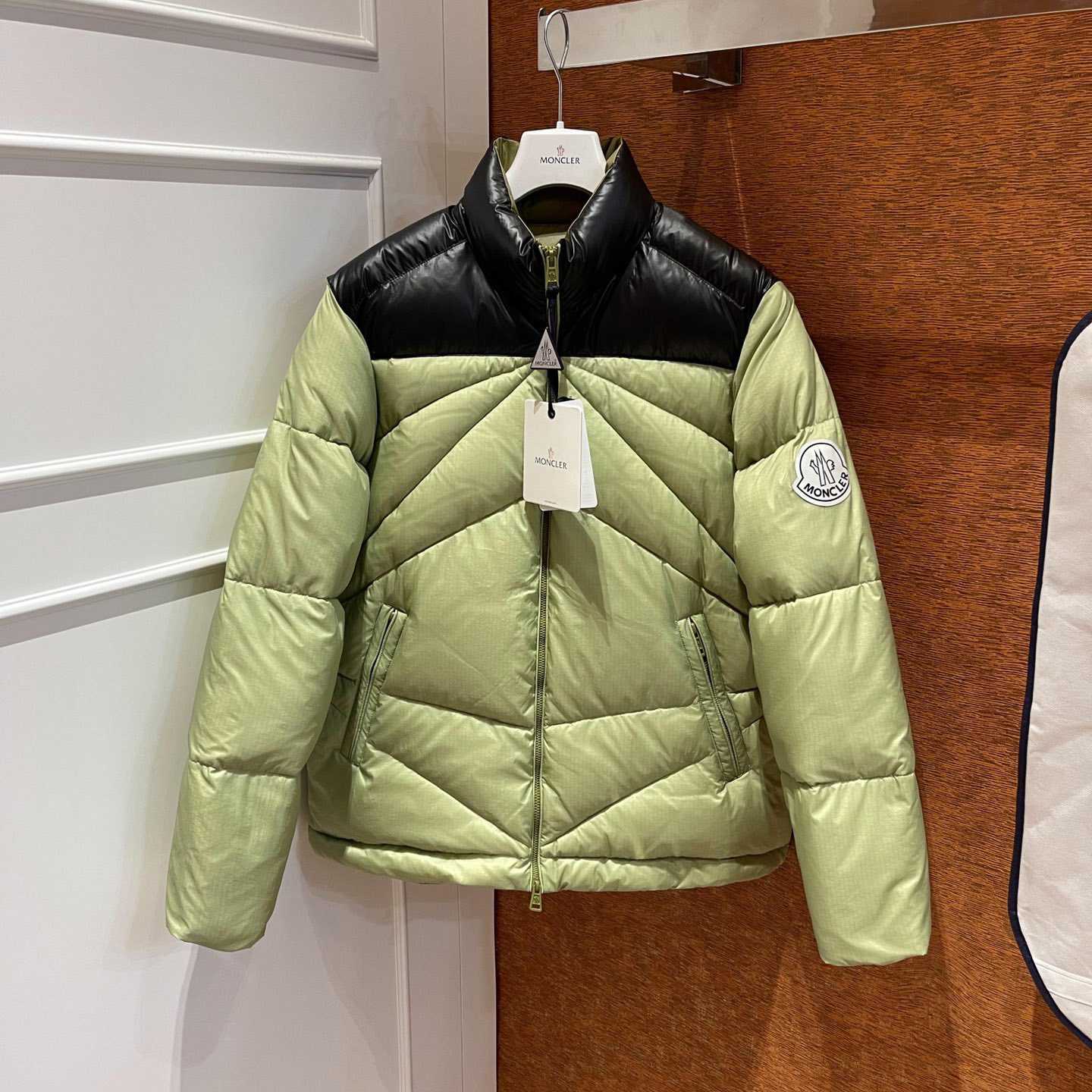 Moncler 2 Moncler 1952 Down Tama Jacket - PerfectKickZ
