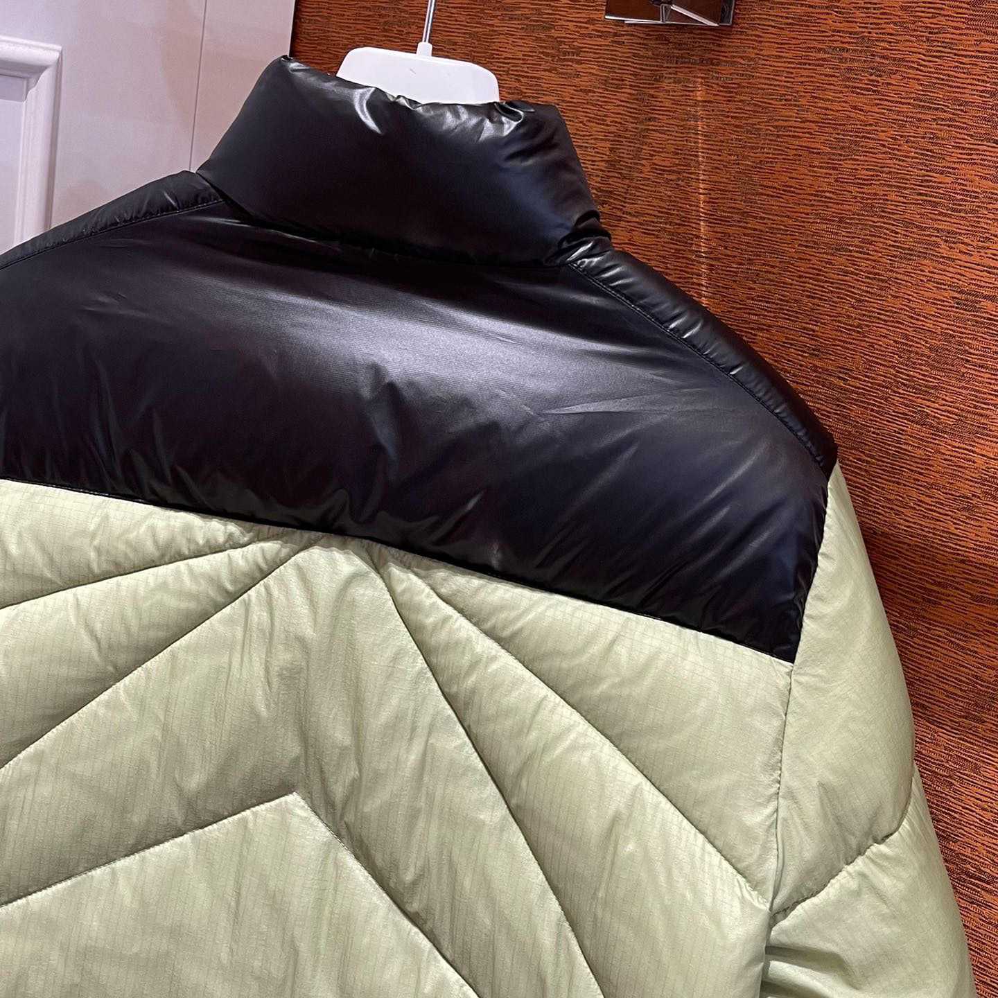 Moncler 2 Moncler 1952 Down Tama Jacket - 