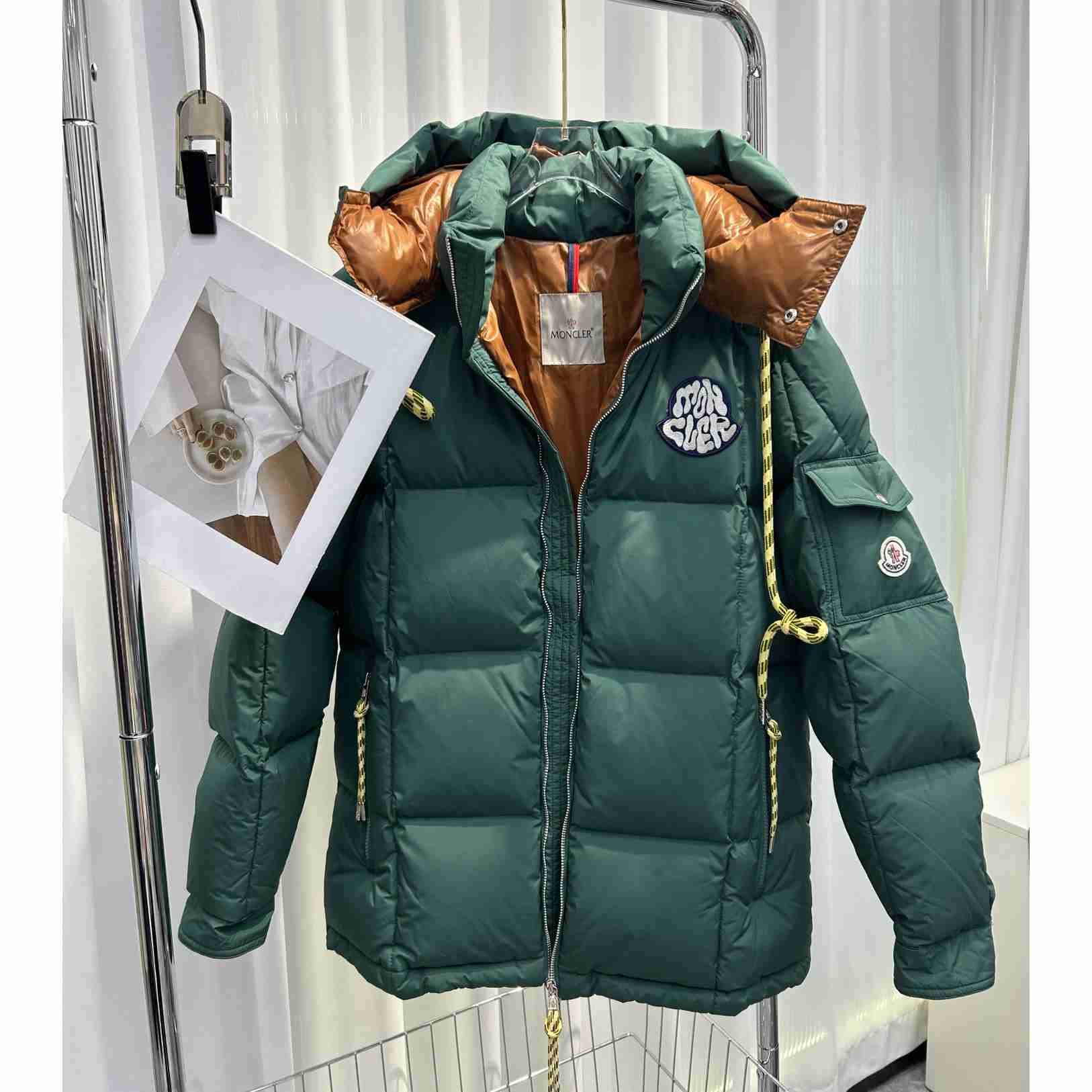 Moncler Mariveles Short Down Jacket - PerfectKickZ