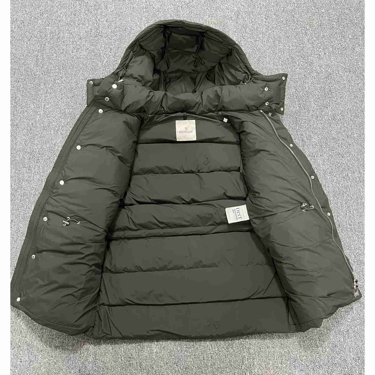 Moncler Bauges Short Down Jacket - PerfectKickZ
