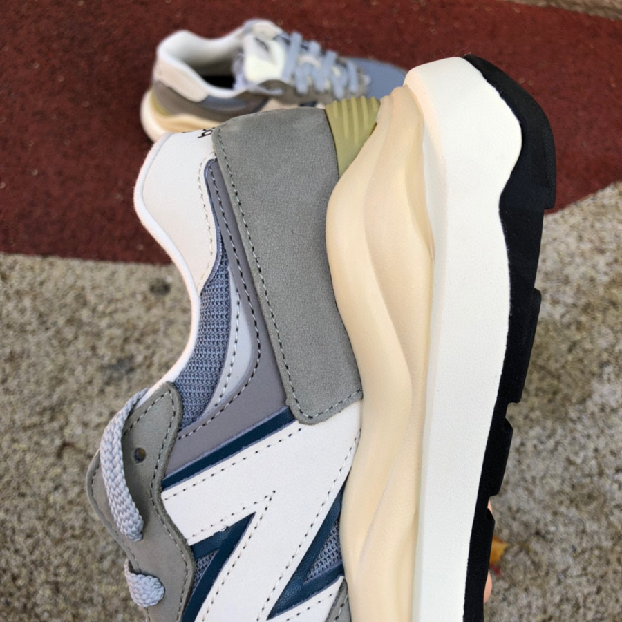 New Balance/NB 5740 Sneakers         M5740LLG - PerfectKickZ