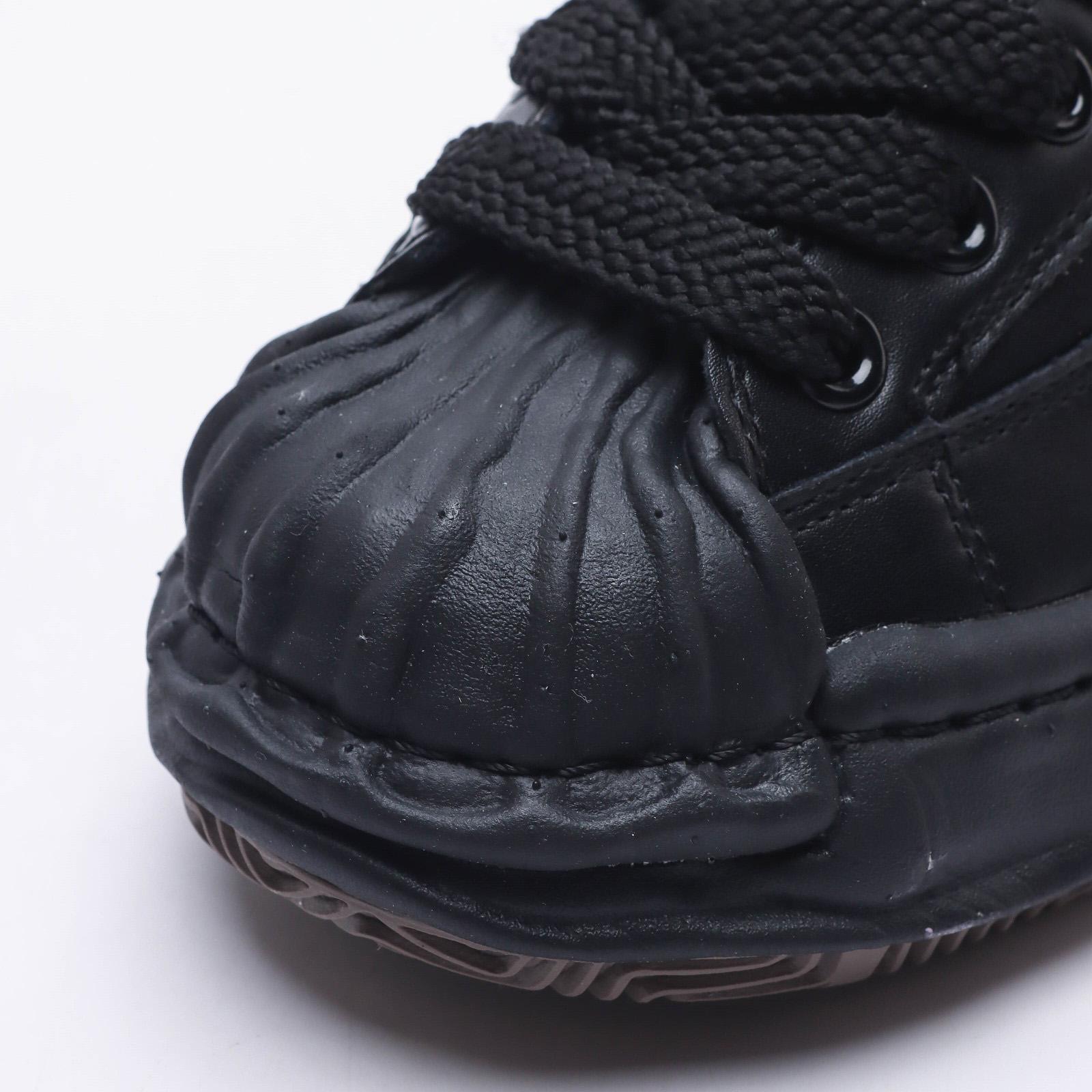 Maison Mihara Yasuhiro Blakey Low-Top Sneakers - PerfectKickZ