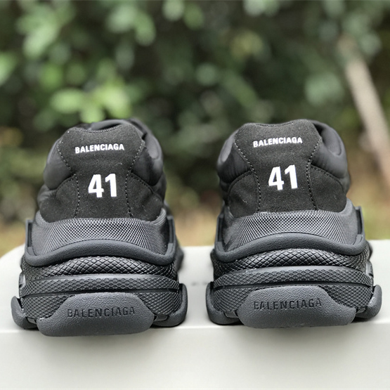 Balenciaga Sneaker  - PerfectKickZ