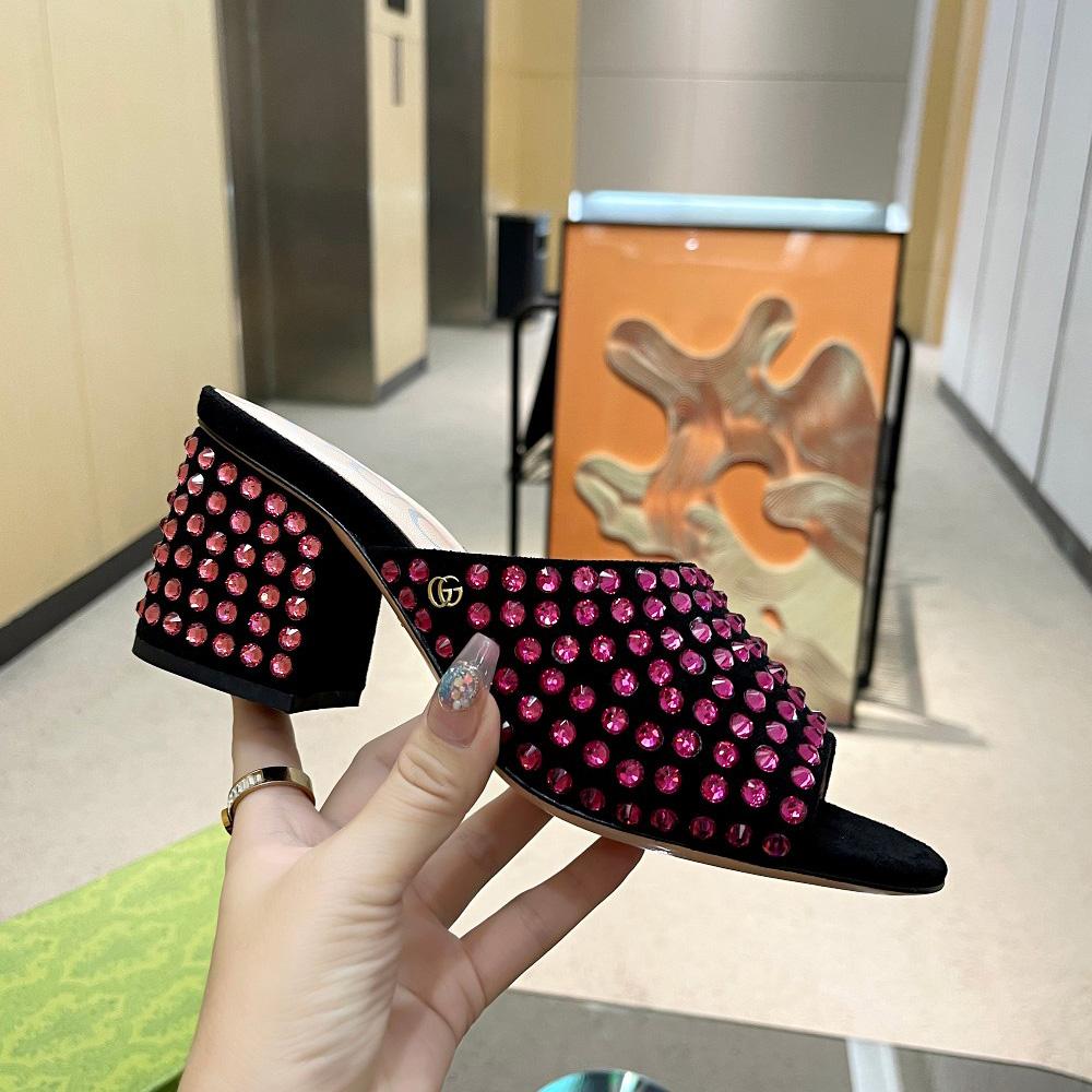 Gucci Women's Slide Sandal With Crystals - PerfectKickZ
