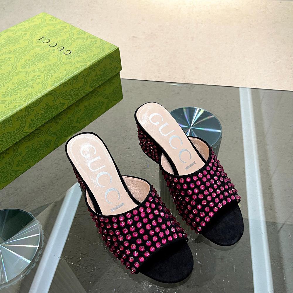 Gucci Women's Slide Sandal With Crystals - PerfectKickZ