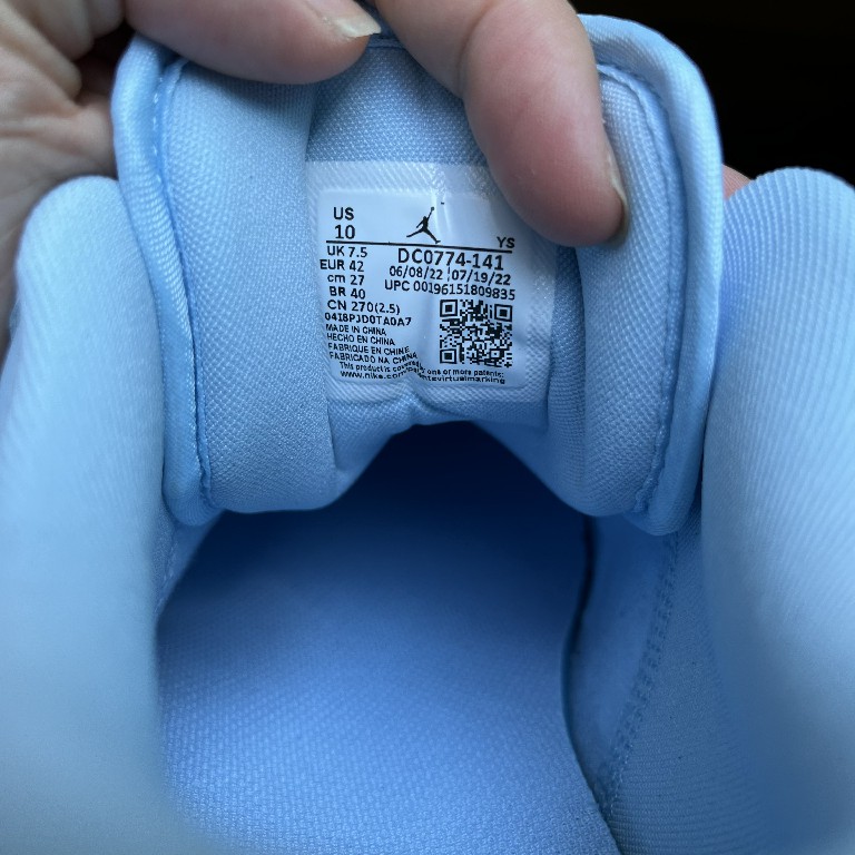 Air Jordan 1 Low Sneaker    DC0774-141 - PerfectKickZ