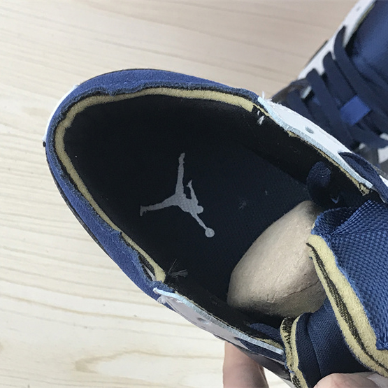 Air Jordan 1 Low Sneaker      DR8867-400 - PerfectKickZ