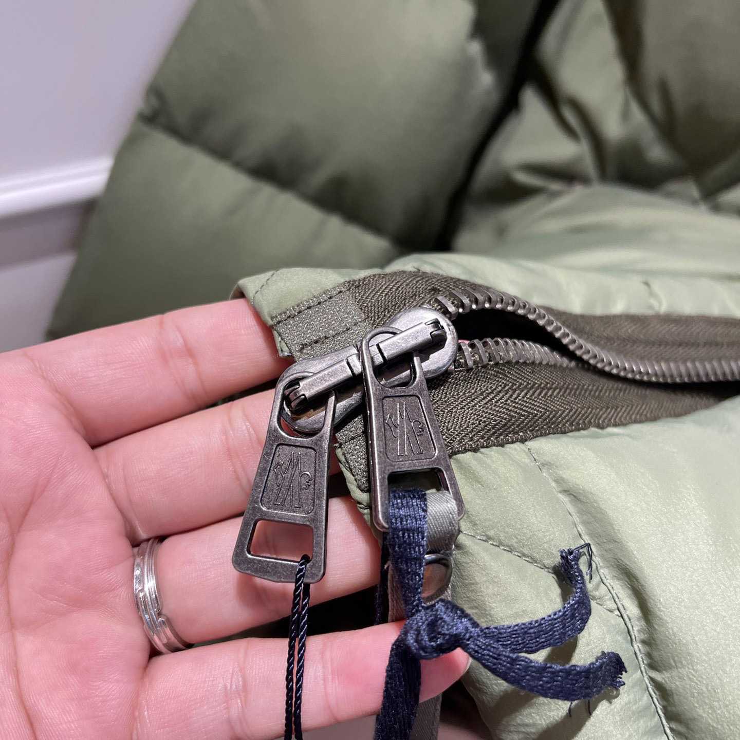 Moncler Reynaud Quilted Down Jacket - 