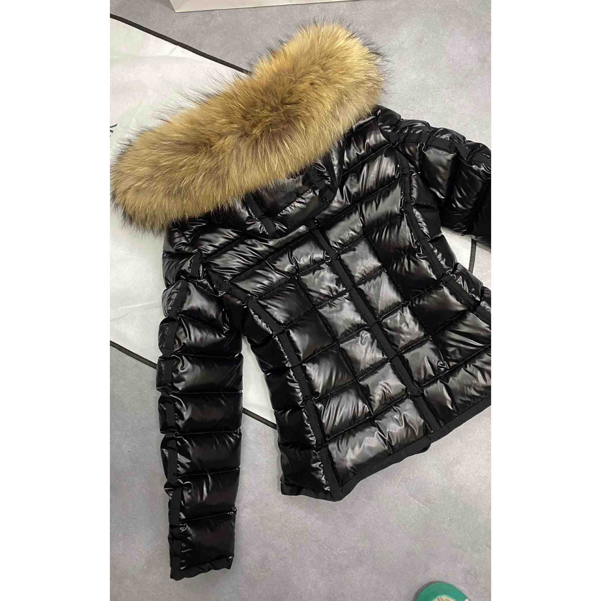 Moncler Armoise Short Down Jacket - 