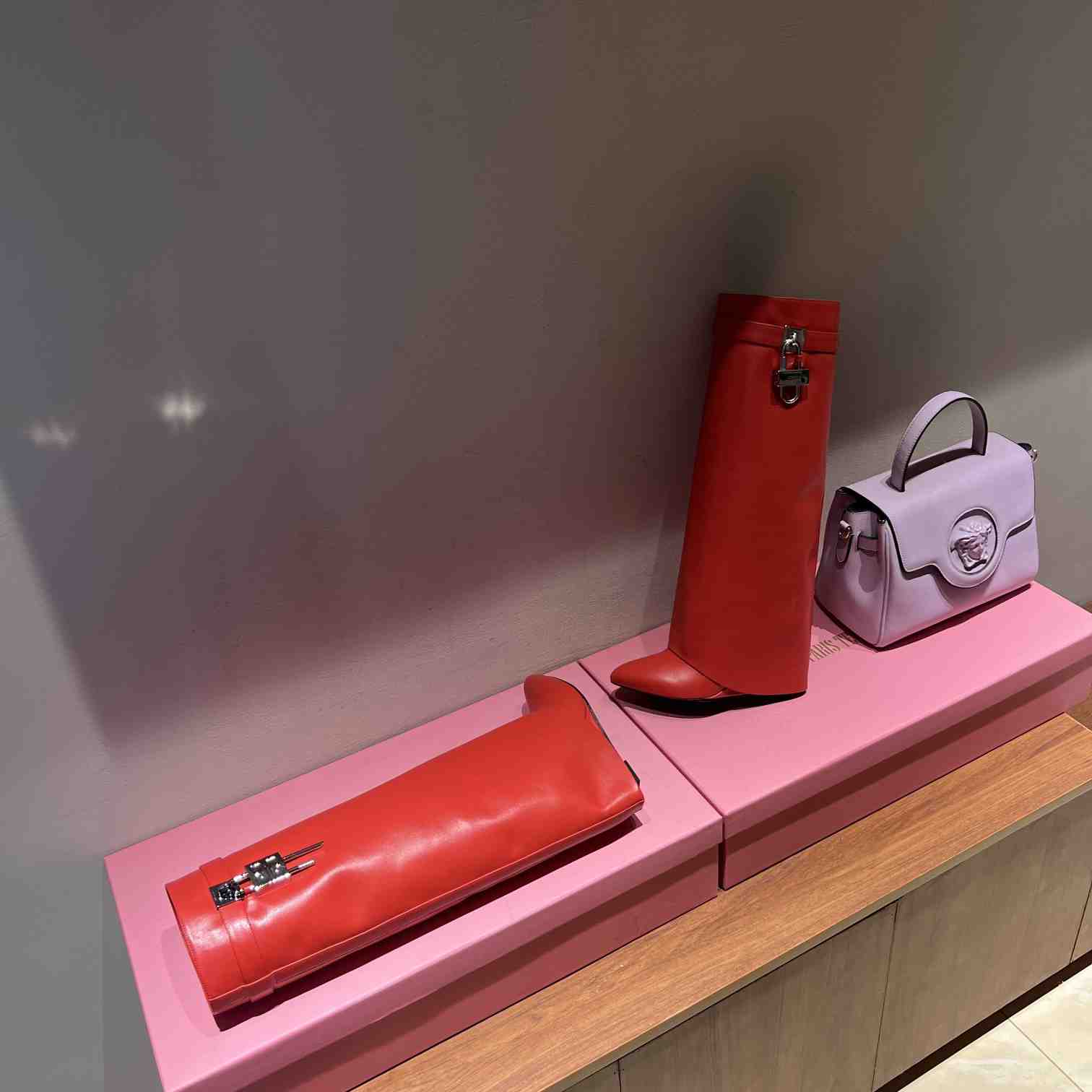 Givenchy Shark Lock Boots In Leather  - 