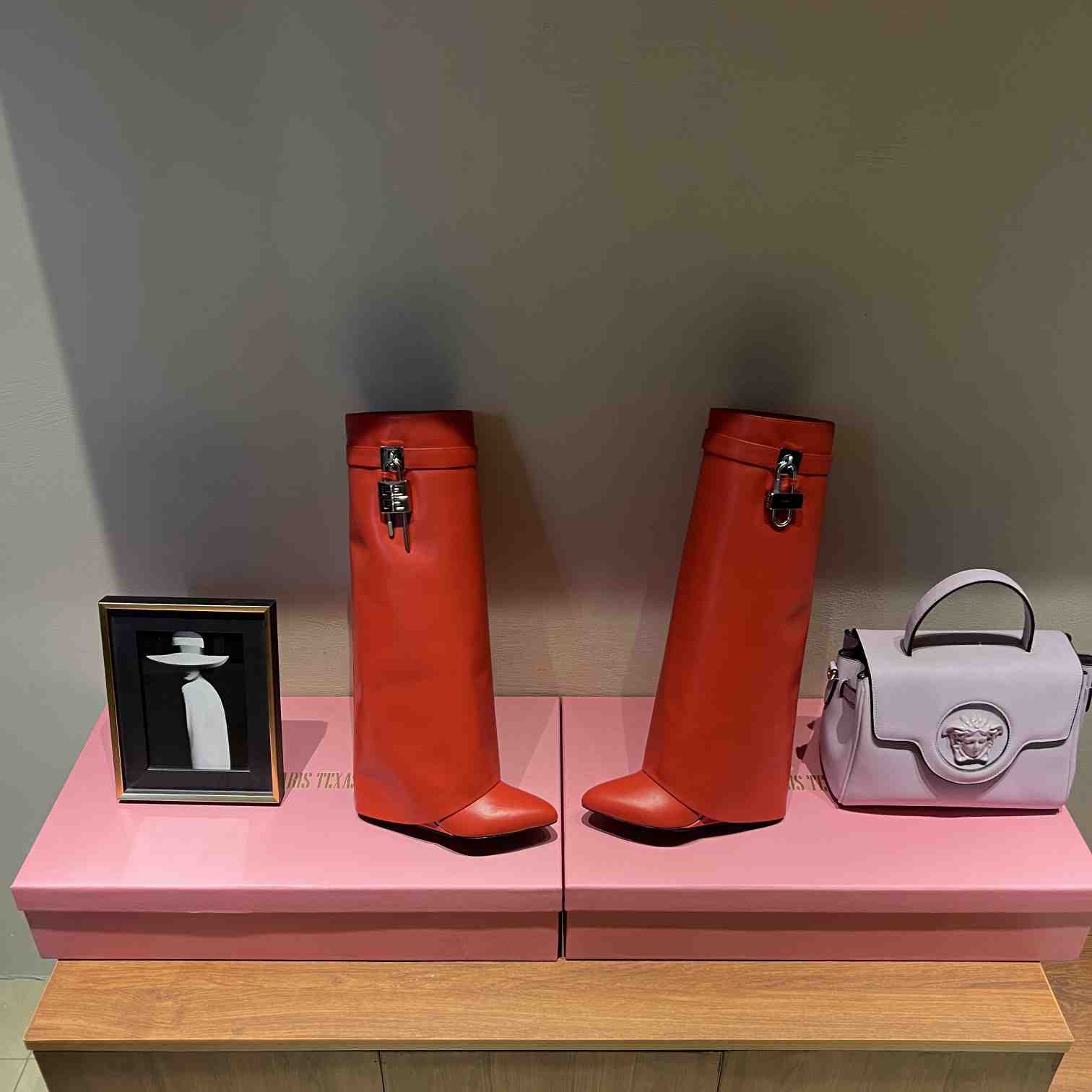 Givenchy Shark Lock Boots In Leather  - 