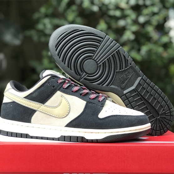 Nike Dunk Low Sneaker       DV3054-001 - PerfectKickZ