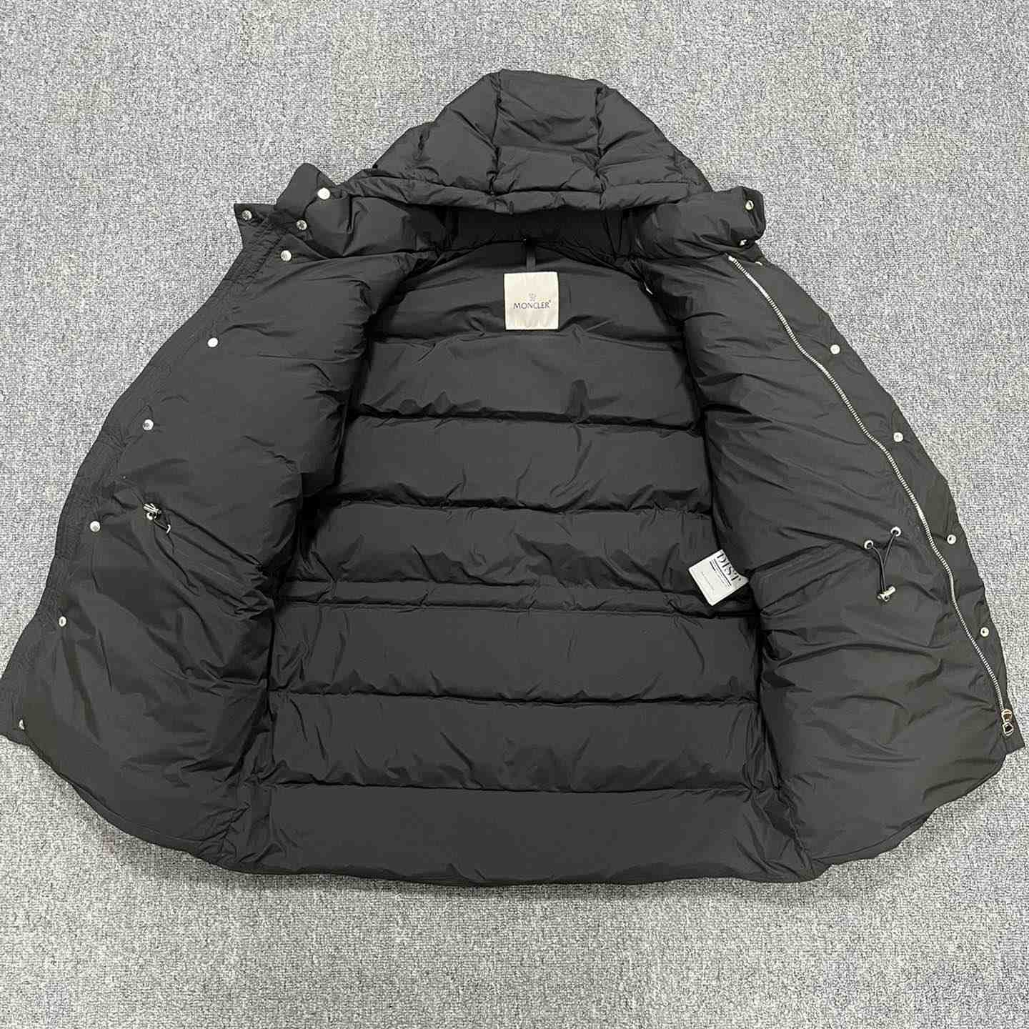 Moncler Bauges Short Down Jacket - PerfectKickZ