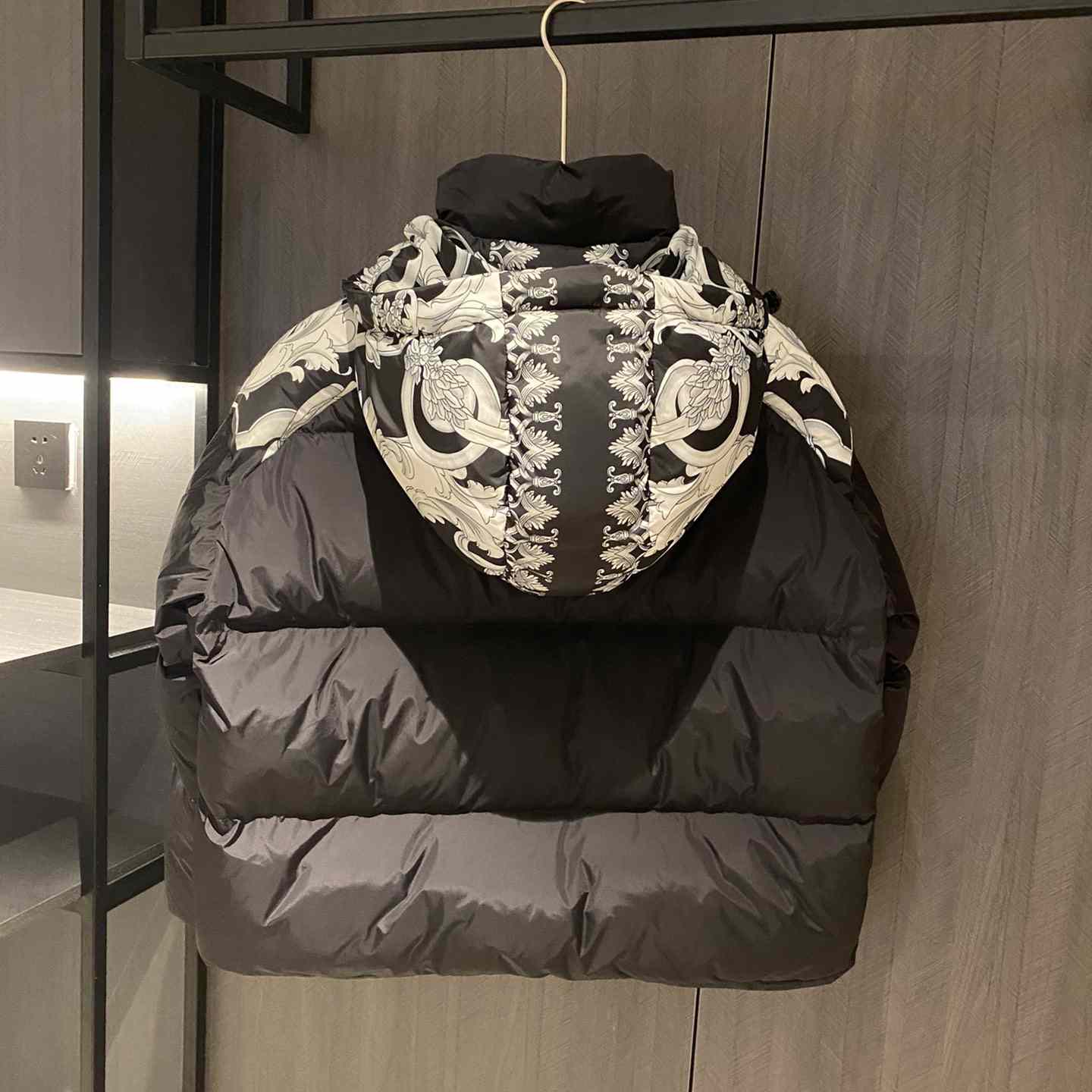 Versace Women's Silver Baroque Puffer Jacket - PerfectKickZ