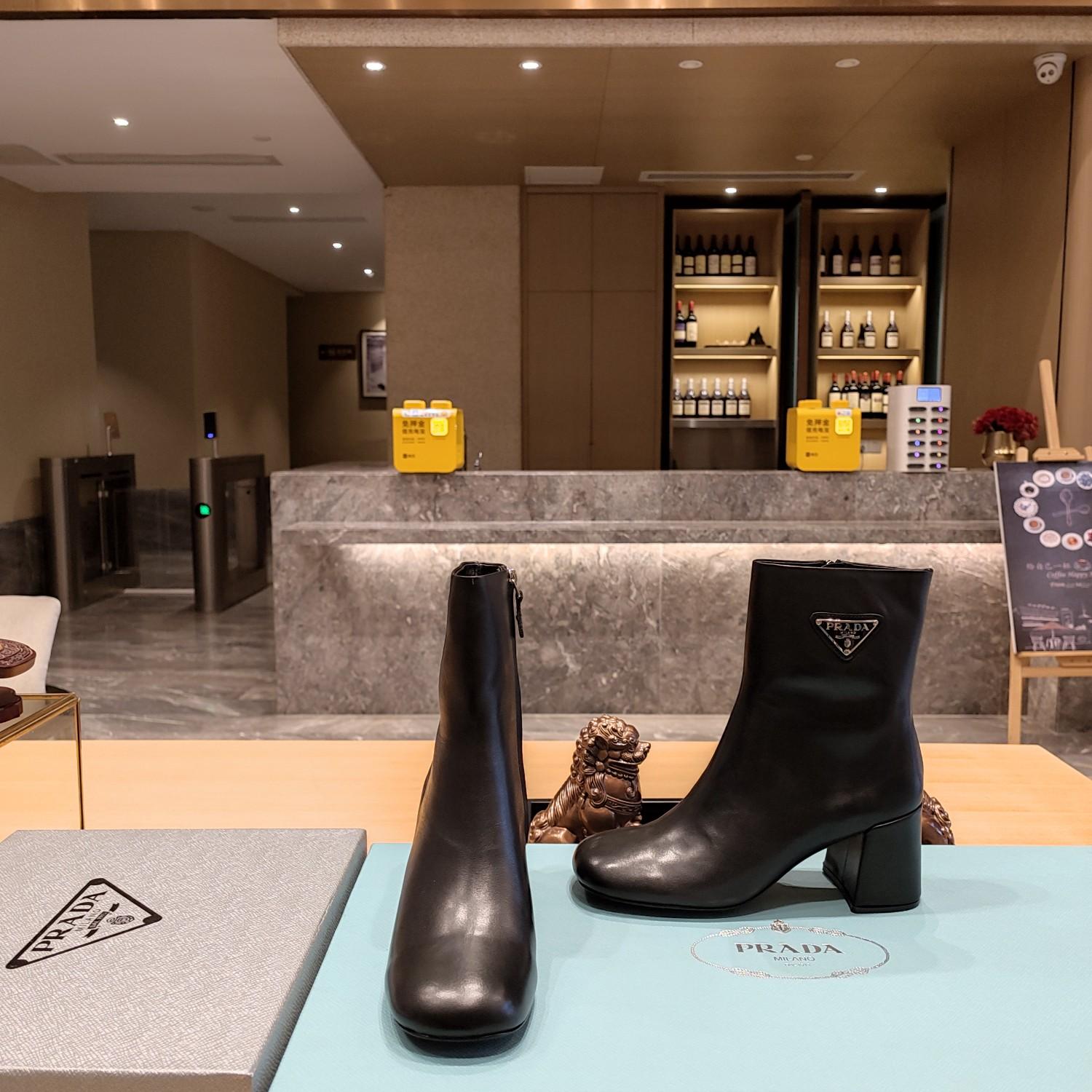 Prada Leather Booties - PerfectKickZ
