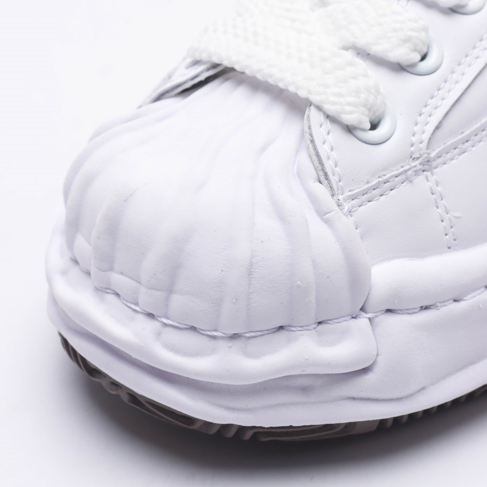 Maison Mihara Yasuhiro Blakey Low-Top Sneakers - PerfectKickZ
