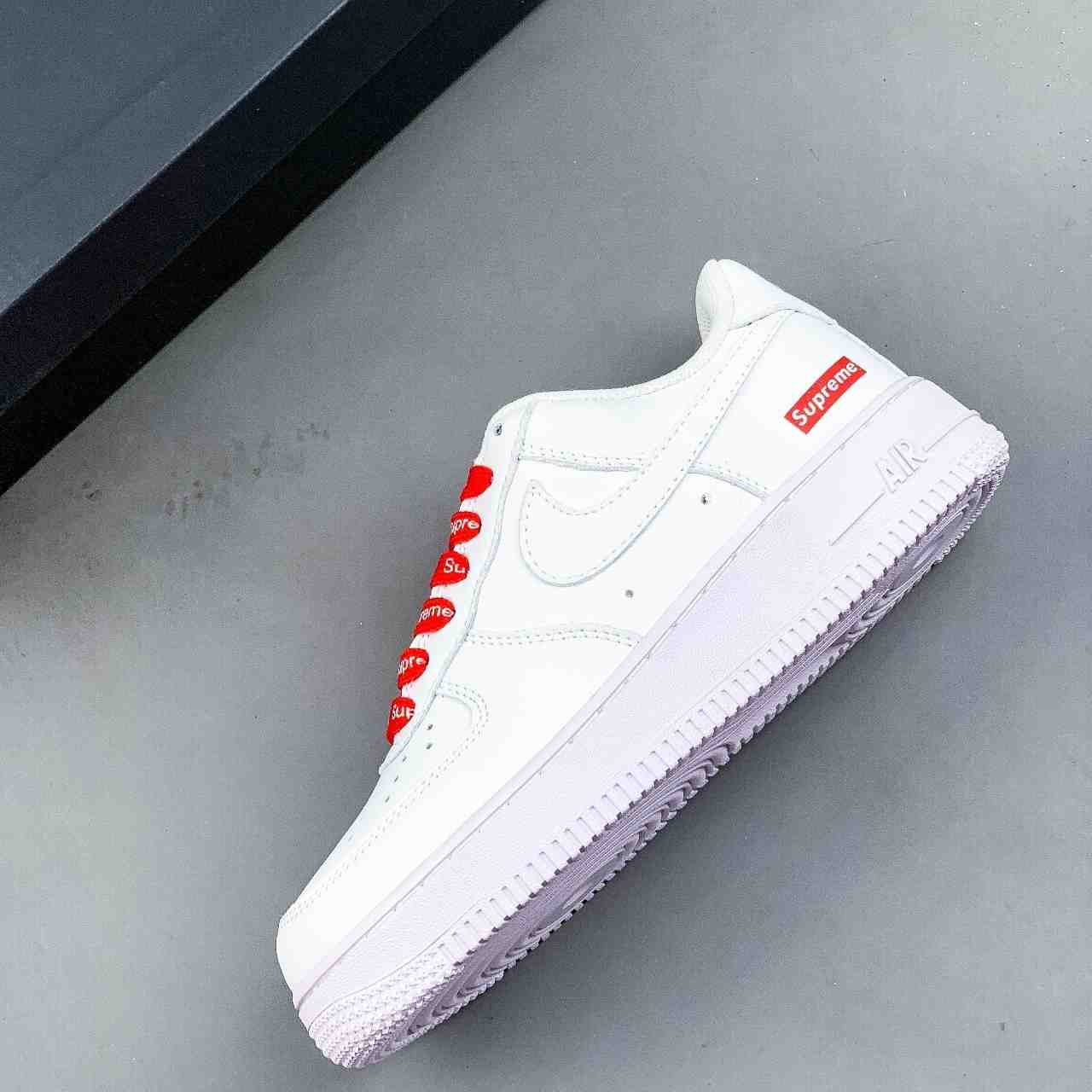 Supreme x Nike Air Force 1 Low  Sneaker    0926481X32 - PerfectKickZ