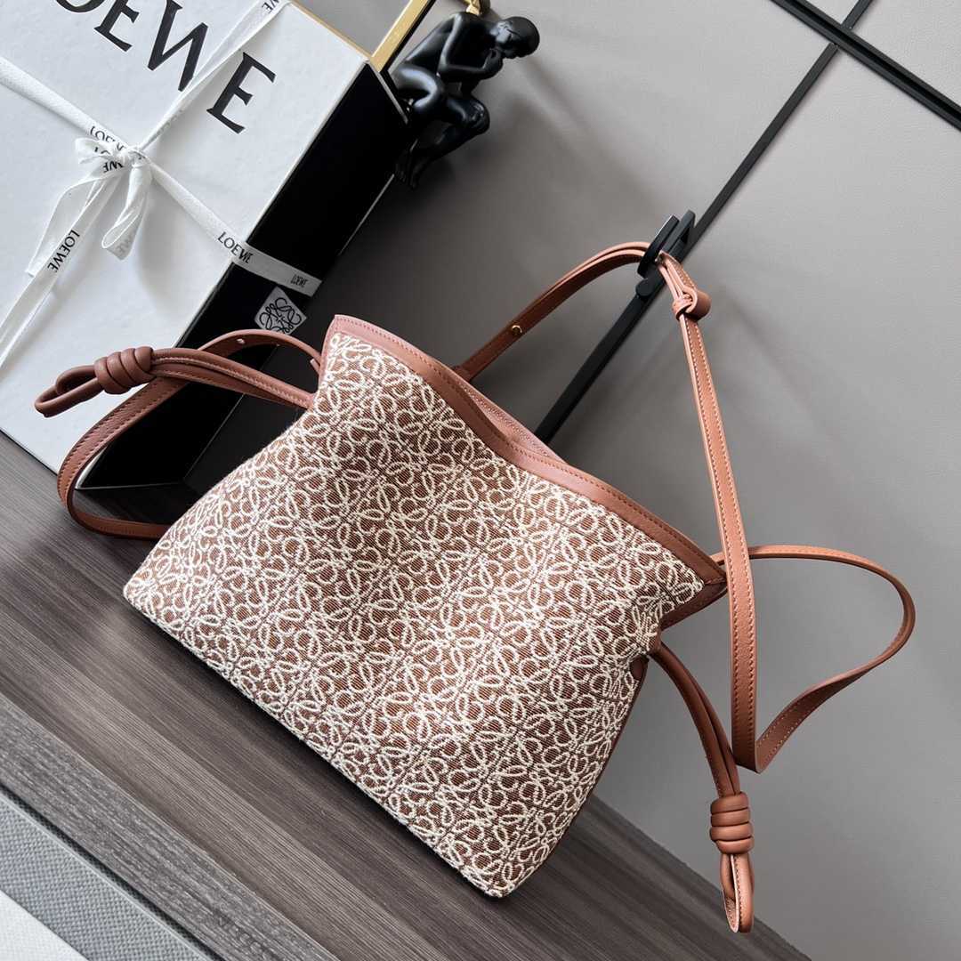 Loewe Mini Flamenco Clutch In Anagram Jacquard And Calfskin(23-18-9CM) - 