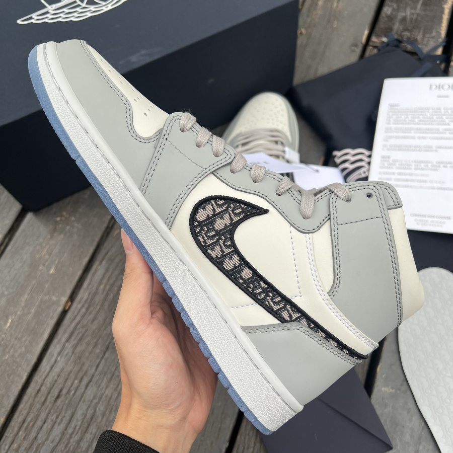 Dior x Air Jordan 1 High OG Sneaker    CN8607-002 - PerfectKickZ