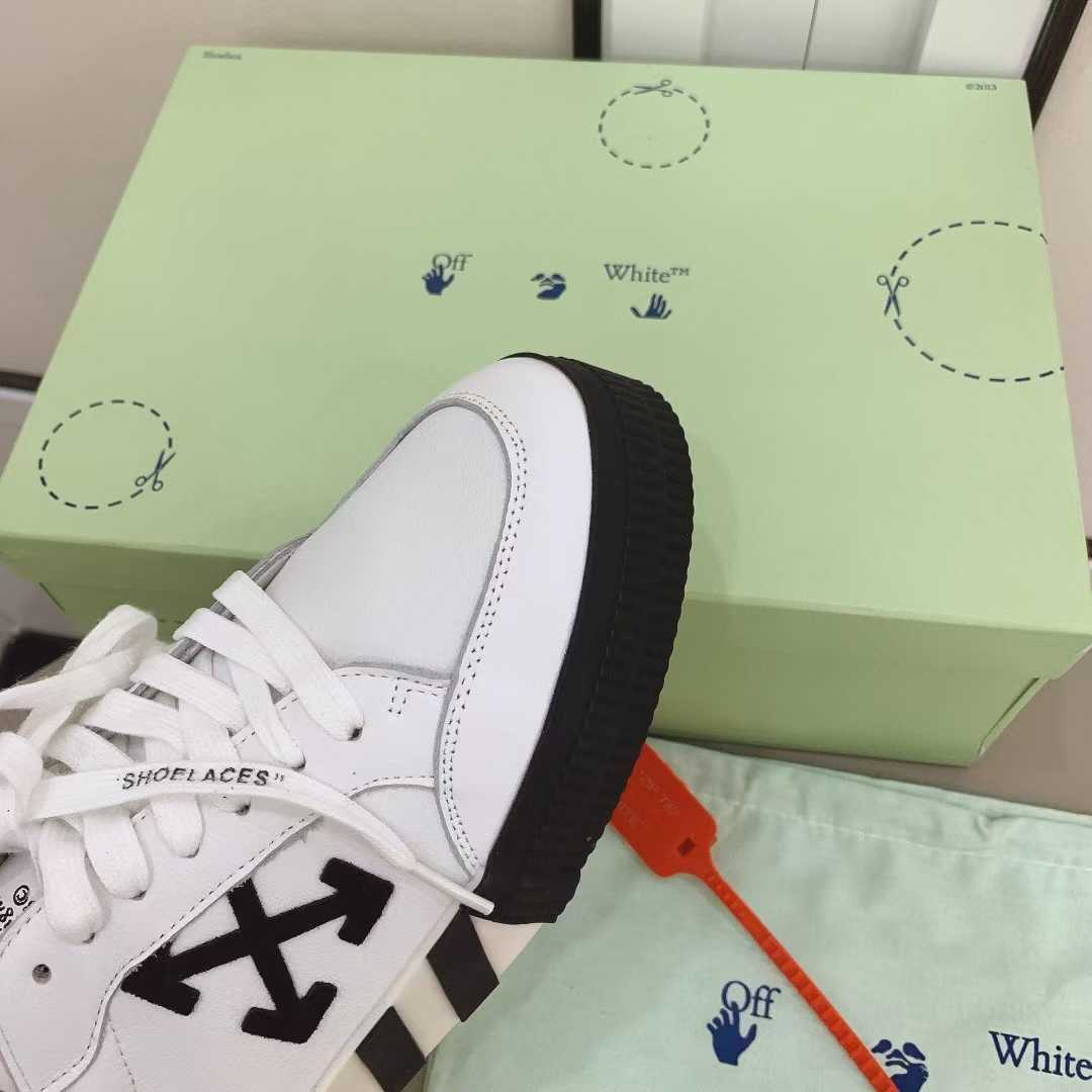 Off White Canvas Vulcanized Low Sneakers - PerfectKickZ