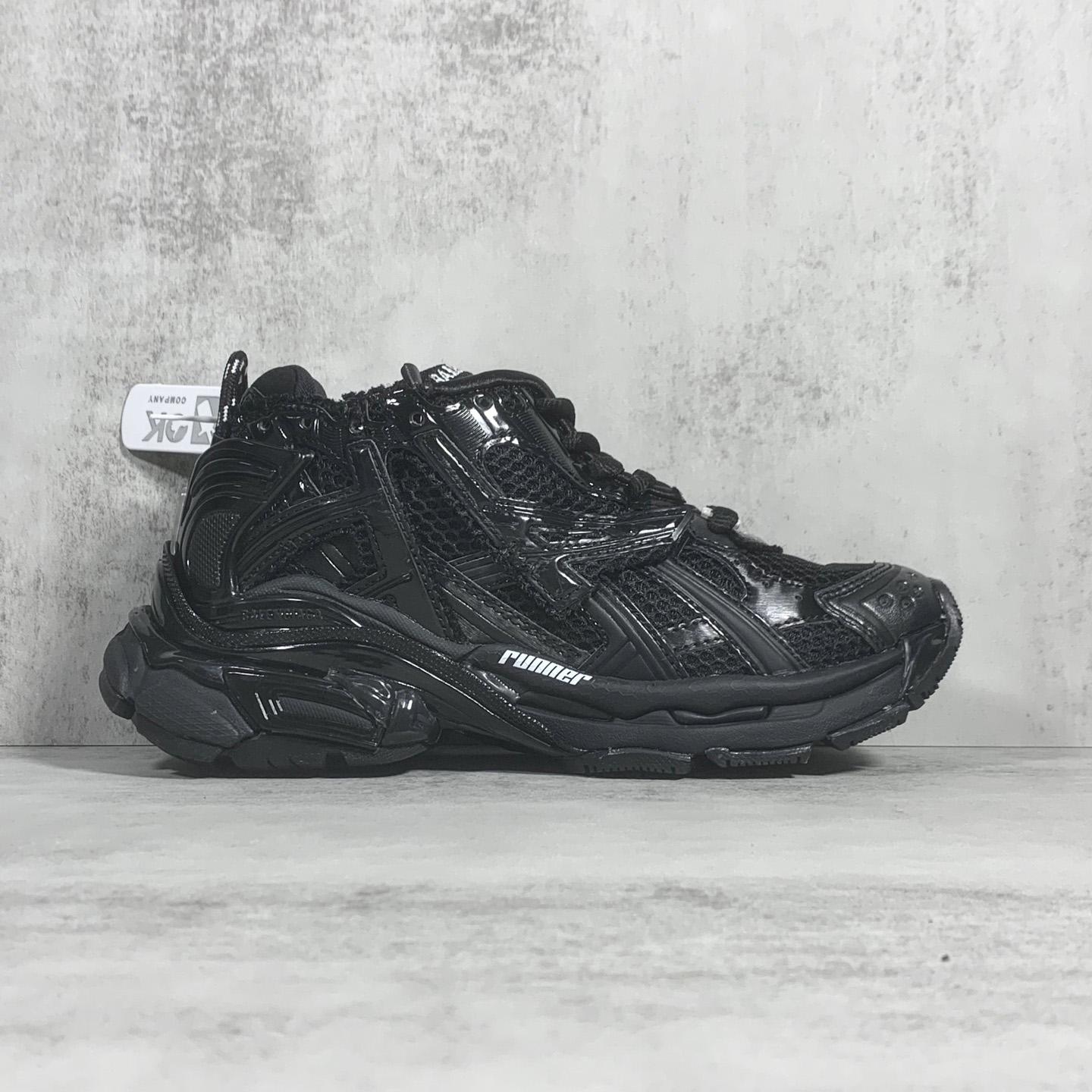 Balenciaga Runner Sneaker In Black - PerfectKickZ
