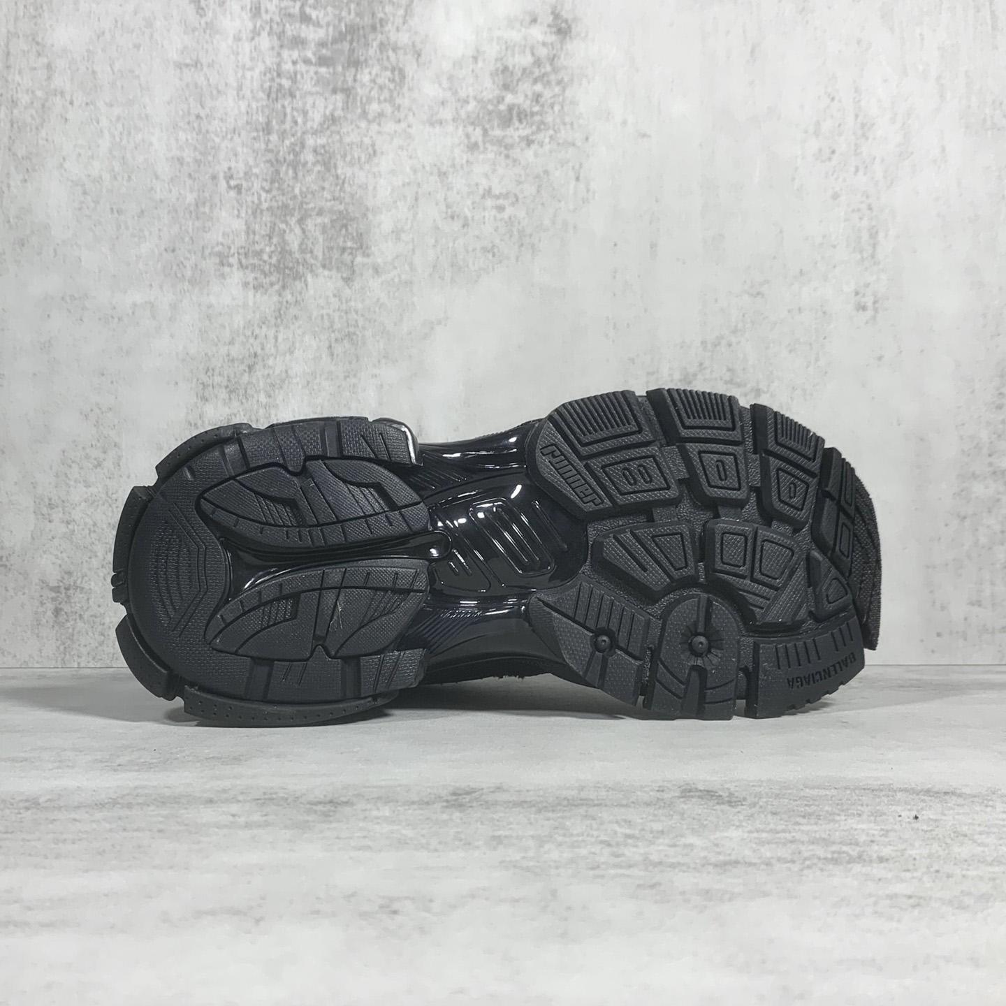 Balenciaga Runner Sneaker In Black - PerfectKickZ