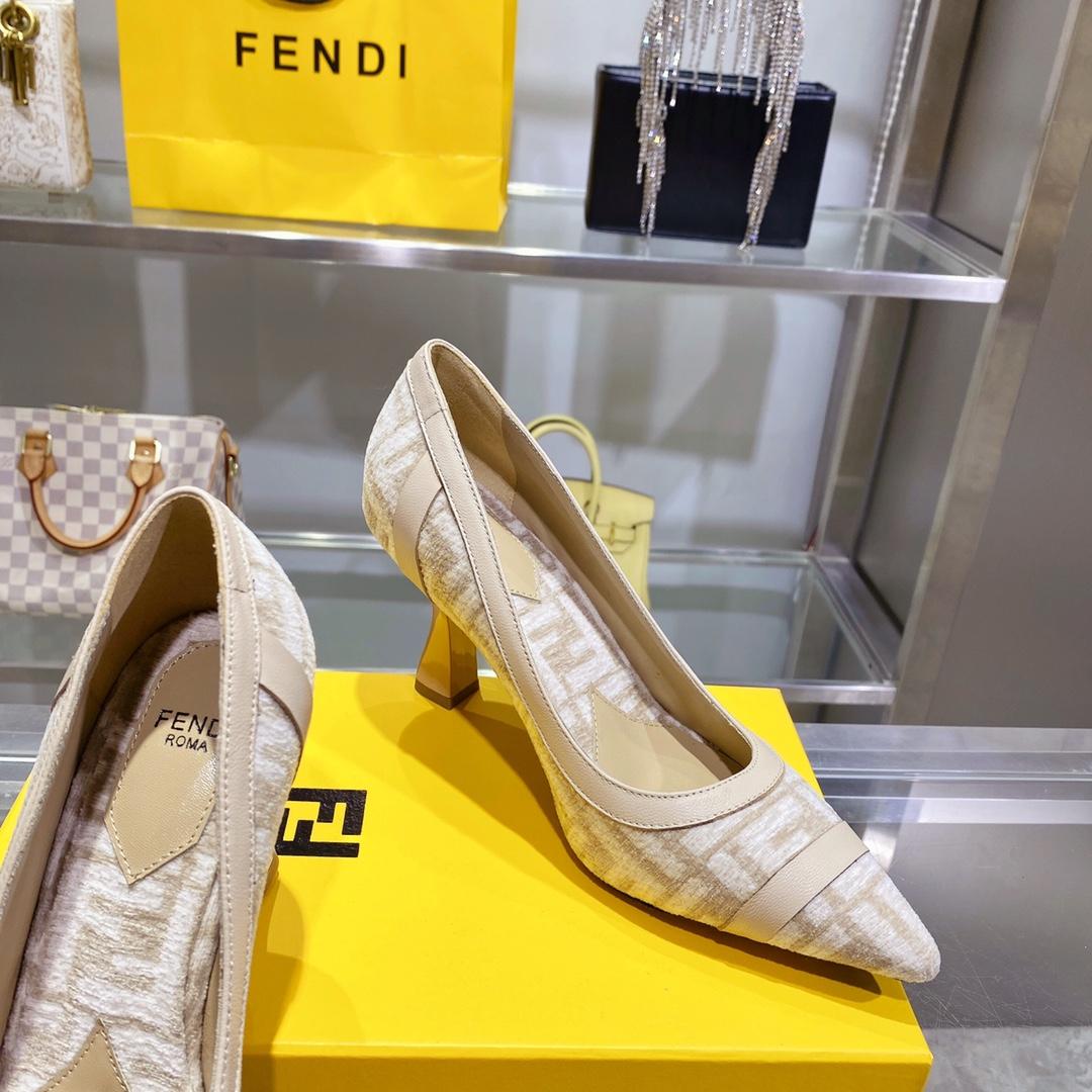 Fendi Baguette Pump - PerfectKickZ