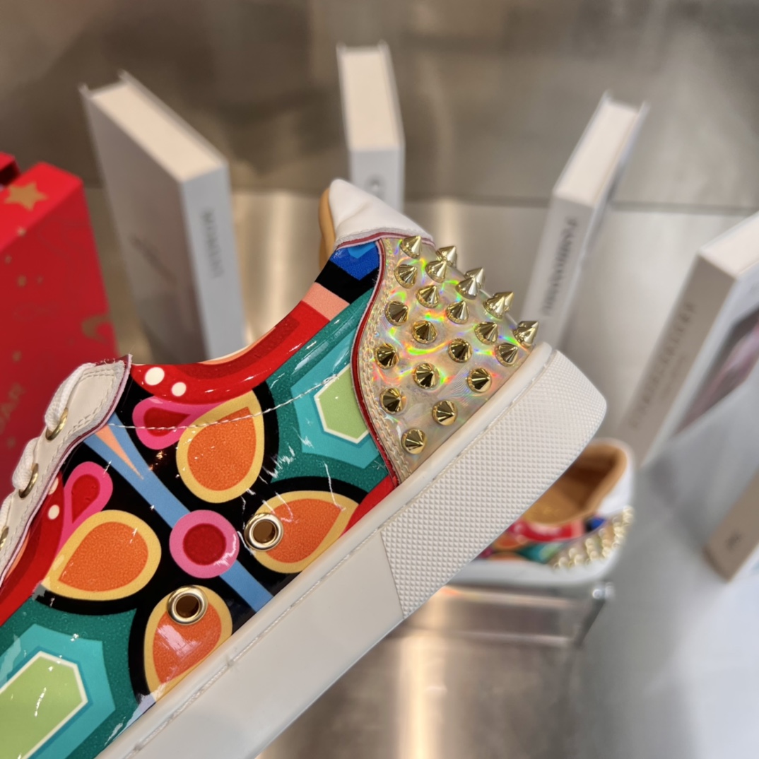 Christian Louboutin Low-Top Sneaker - PerfectKickZ