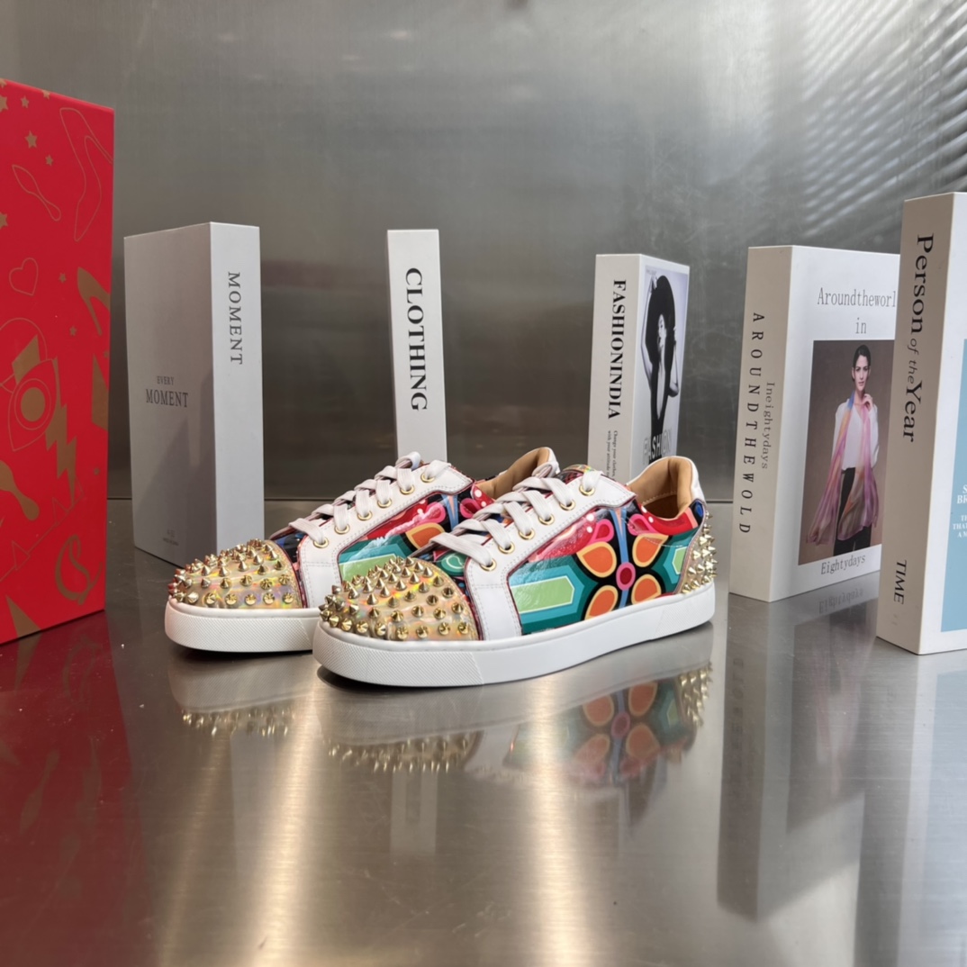 Christian Louboutin Low-Top Sneaker - PerfectKickZ