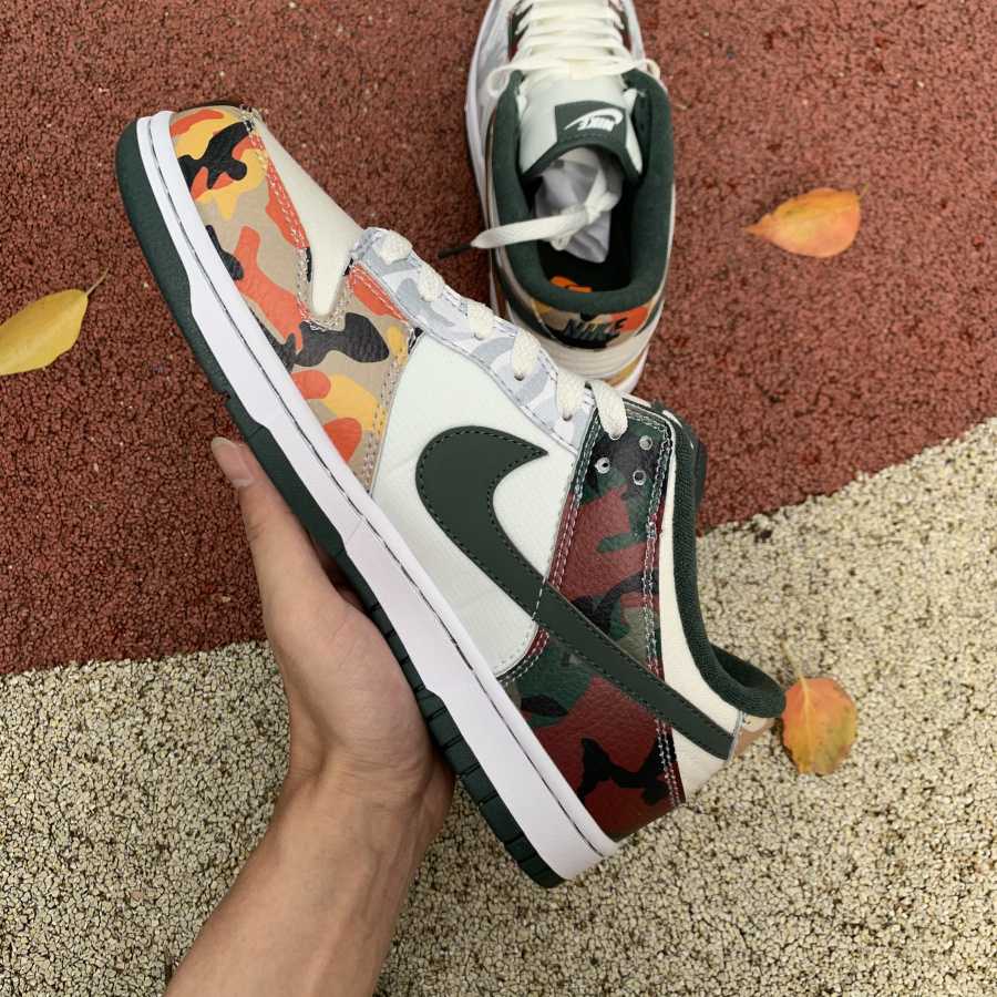 Nike What the Dunk Sneaker       DH0957-100 - PerfectKickZ