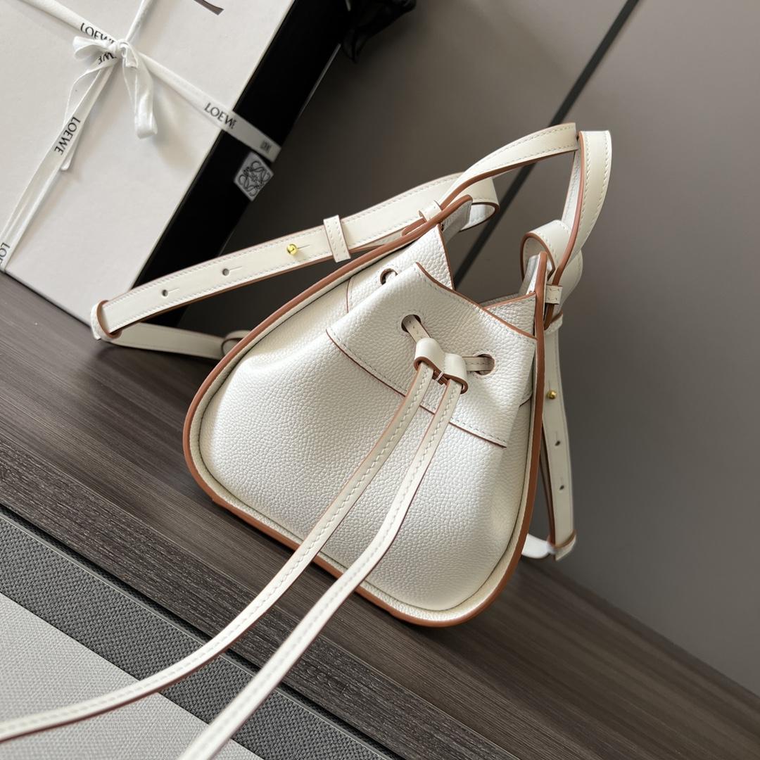 Loewe Mini Hammock drawstring in soft grained calfskin - PerfectKickZ
