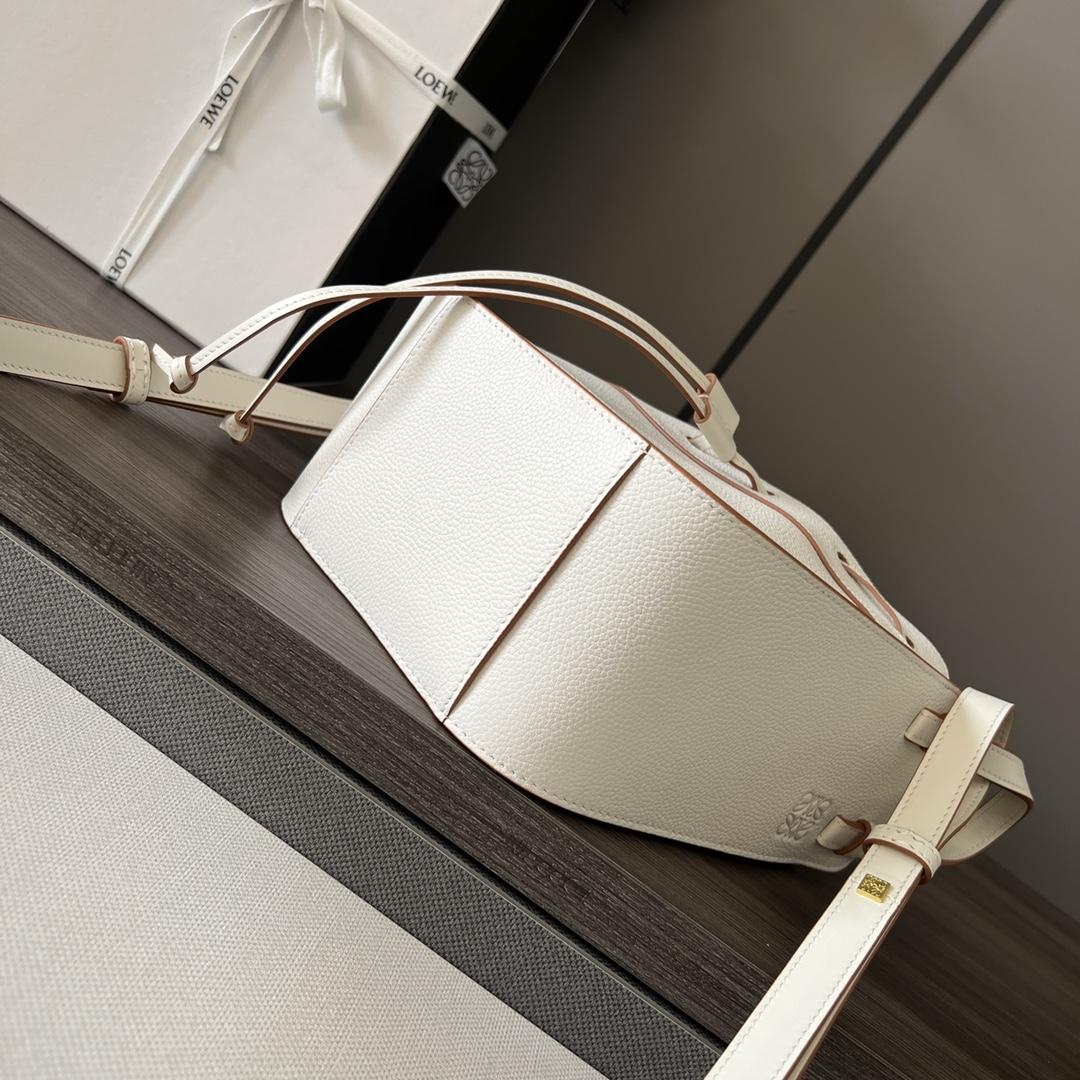 Loewe Mini Hammock drawstring in soft grained calfskin - PerfectKickZ