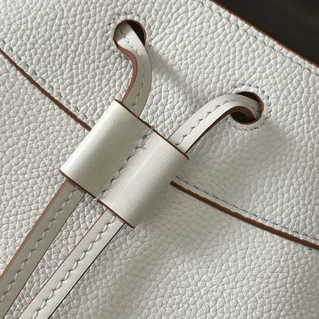 Loewe Mini Hammock drawstring in soft grained calfskin - PerfectKickZ