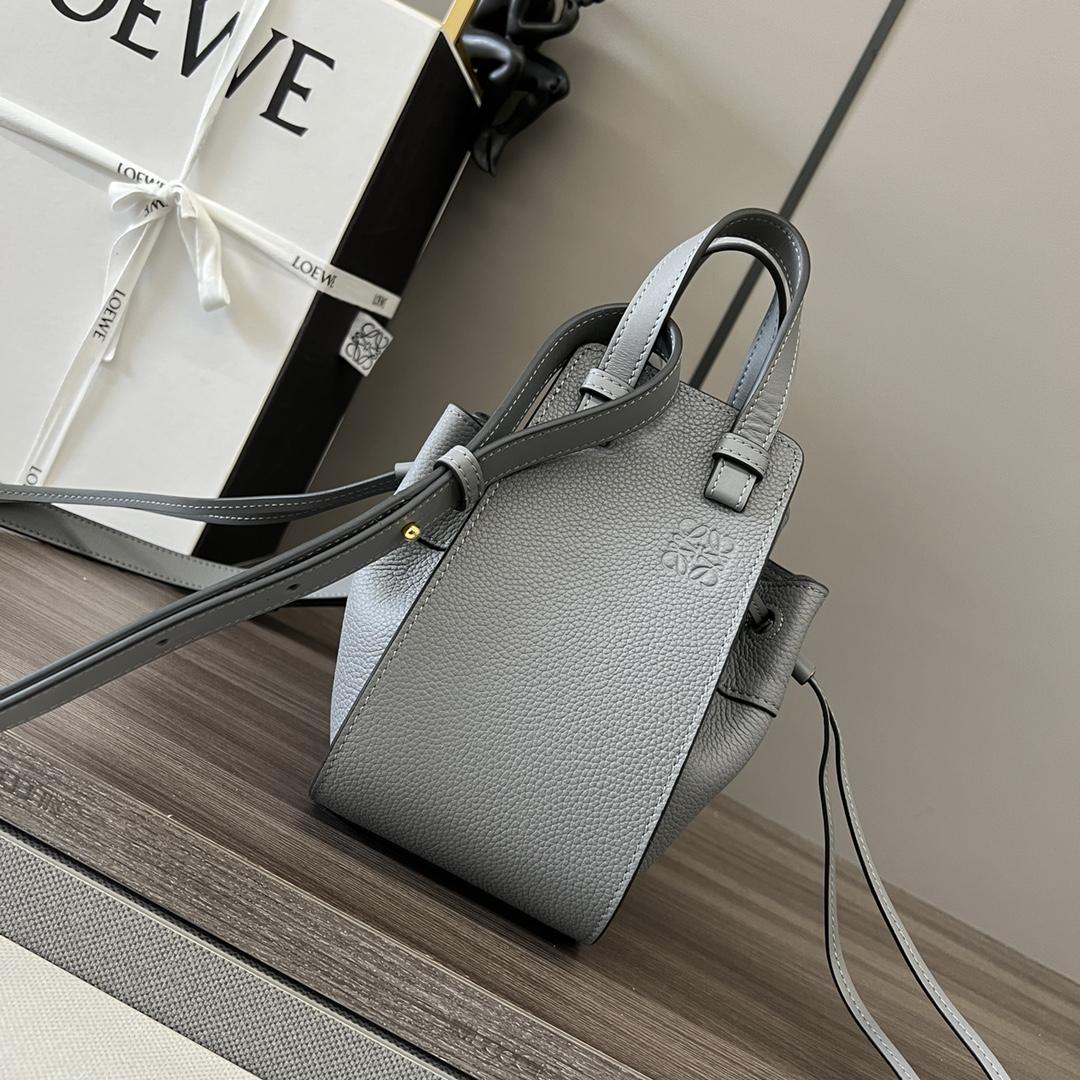 Loewe Mini Hammock drawstring in soft grained calfskin - PerfectKickZ