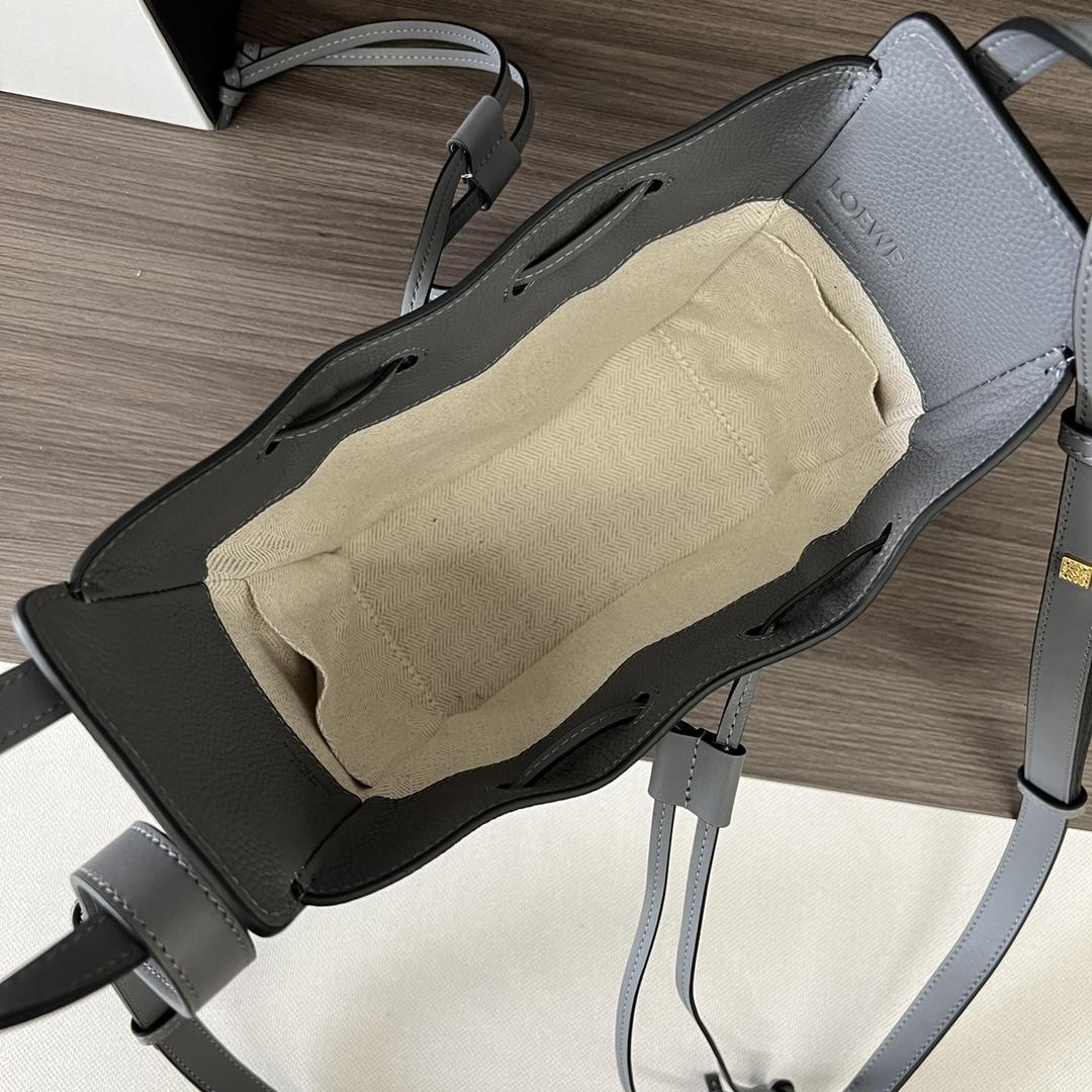 Loewe Mini Hammock drawstring in soft grained calfskin - PerfectKickZ