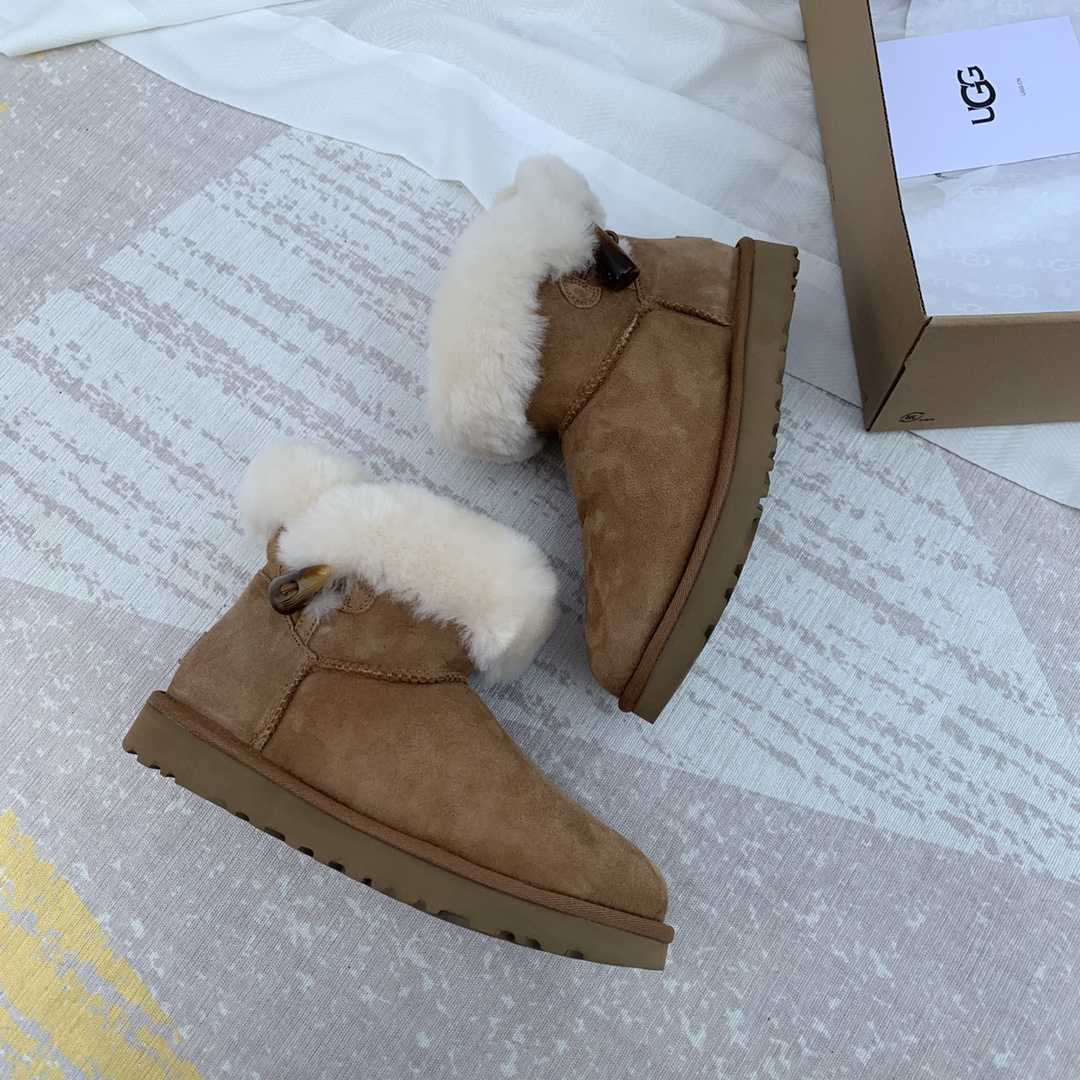 Ugg Ankle Boots - PerfectKickZ